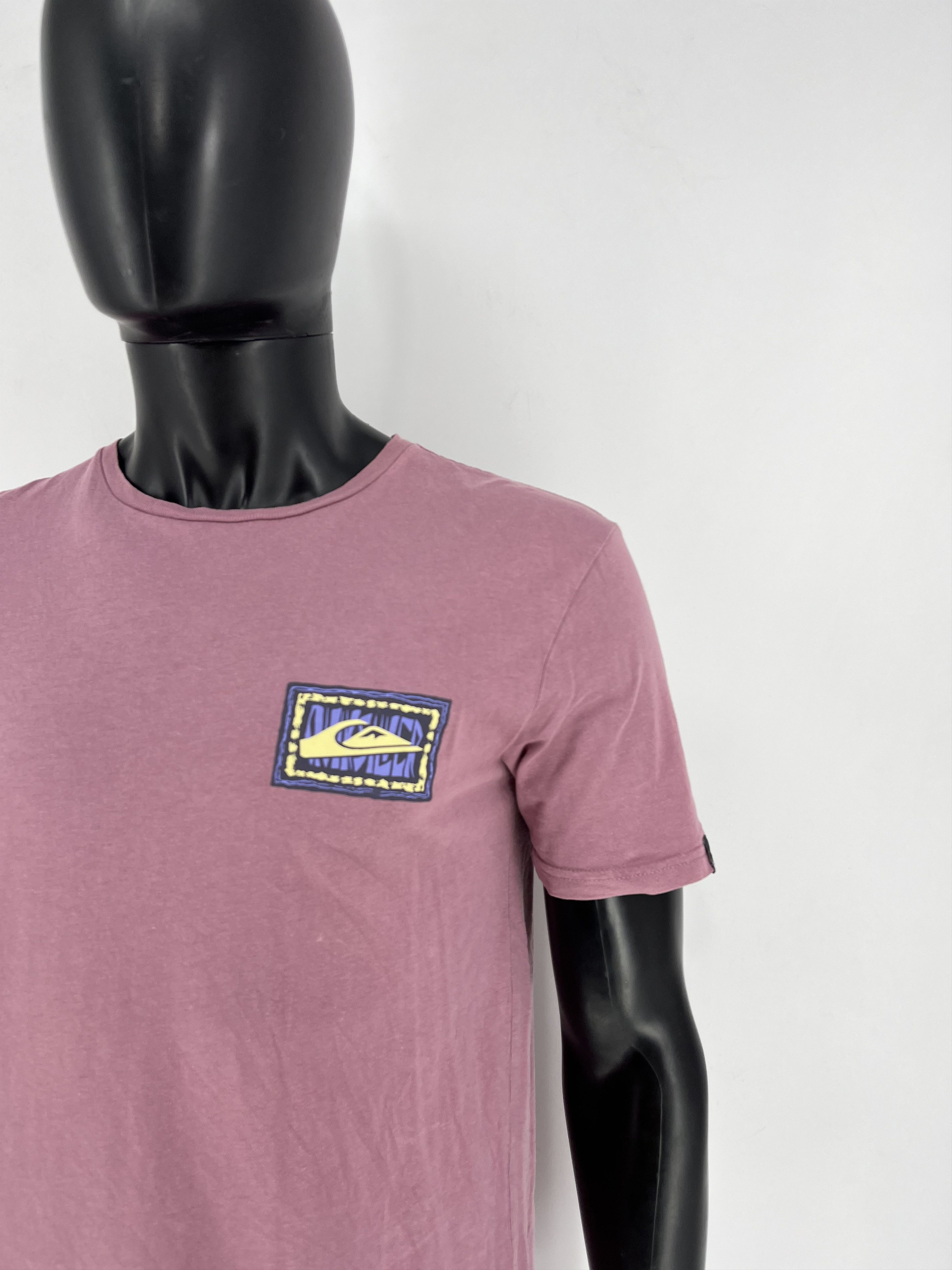 Other Vintage Quiksilver Surf Style T-shirt Mid Logo Y2K Size US S / EU 44-46 / 1 - 8 Thumbnail