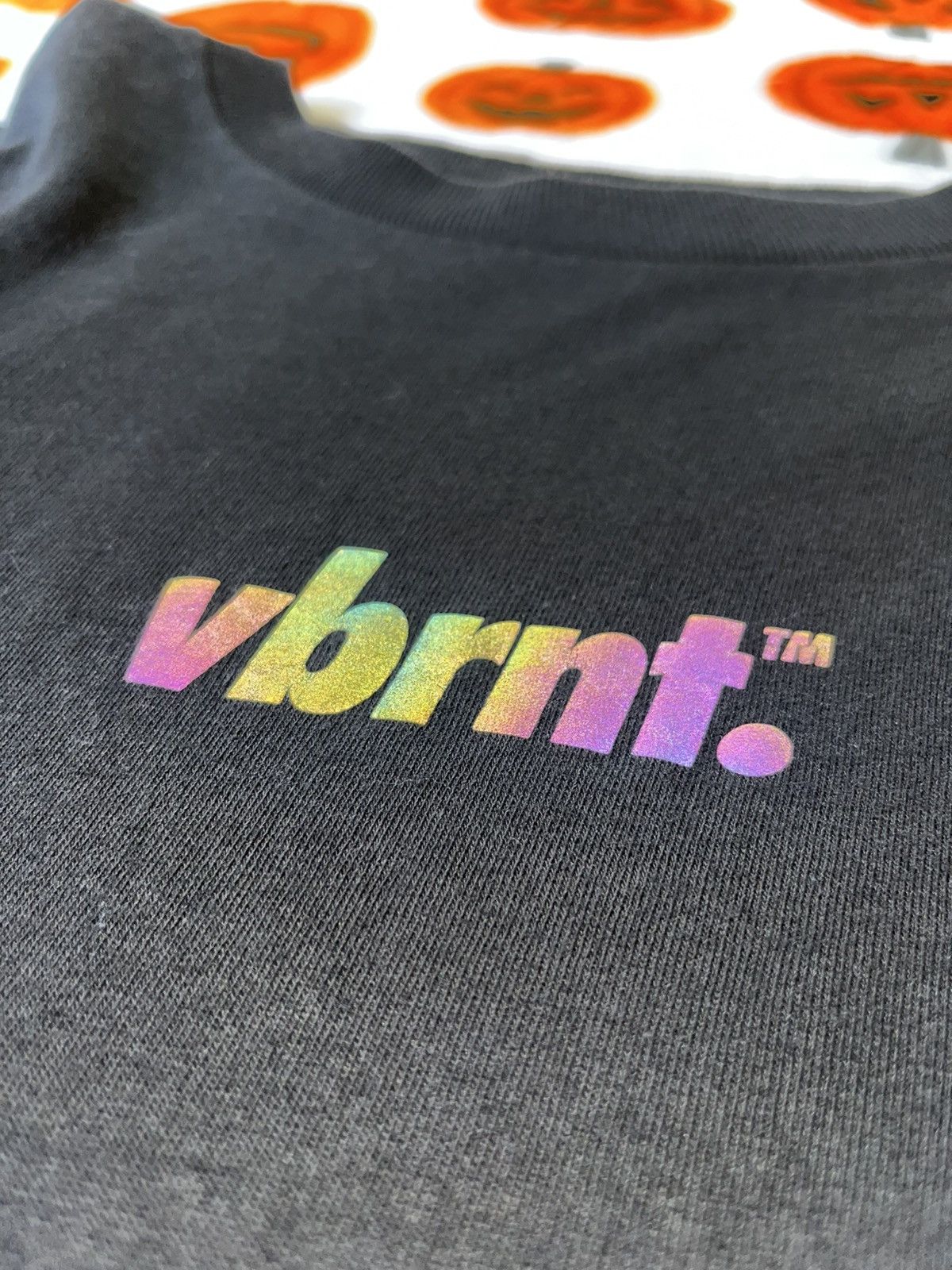 Other VBRNT. Reflective Long Sleeve designed by Miek Sneak Size US M / EU 48-50 / 2 - 3 Thumbnail