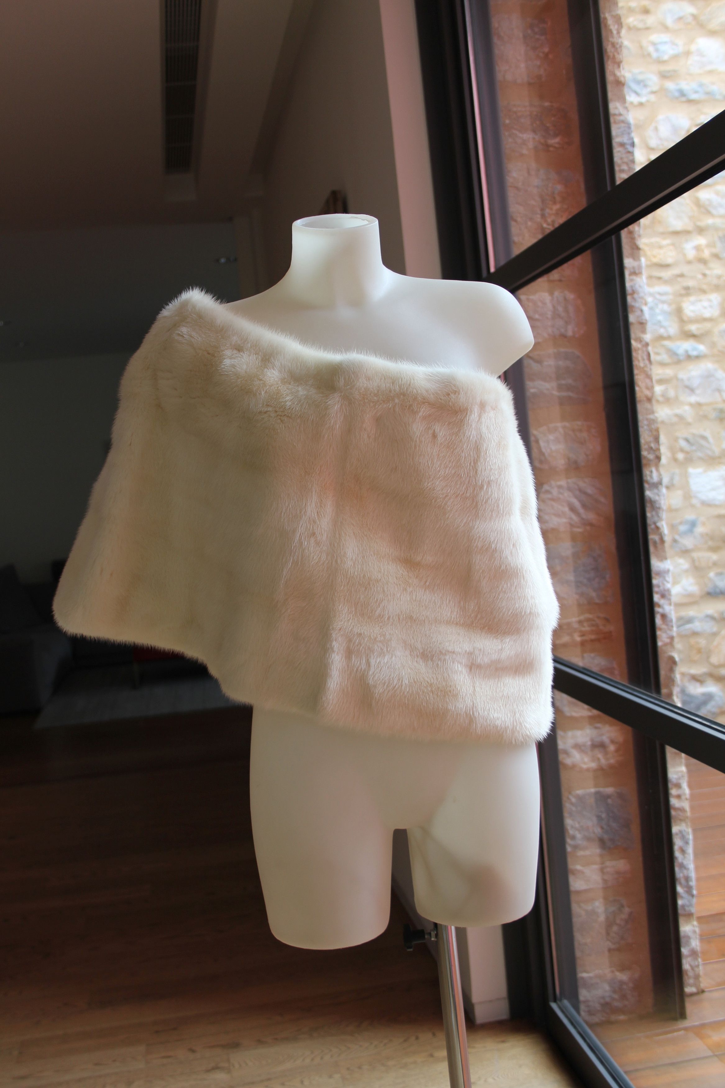 Versace Mink Halter Fur Top Versace Size M / US 6-8 / IT 42-44 - 7 Thumbnail