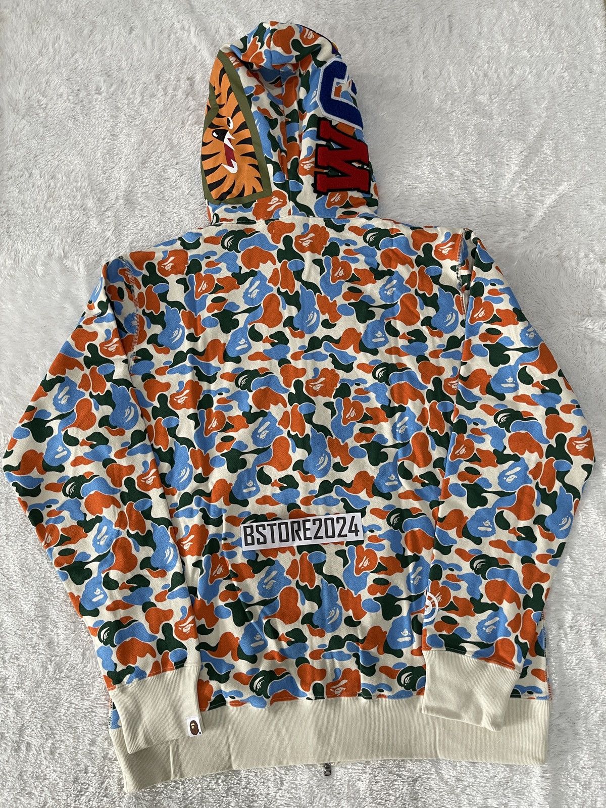 Bape BAPE Shark Hoodie indonesian camo exclusive Size US XXL / EU 58 / 5 - 3 Thumbnail