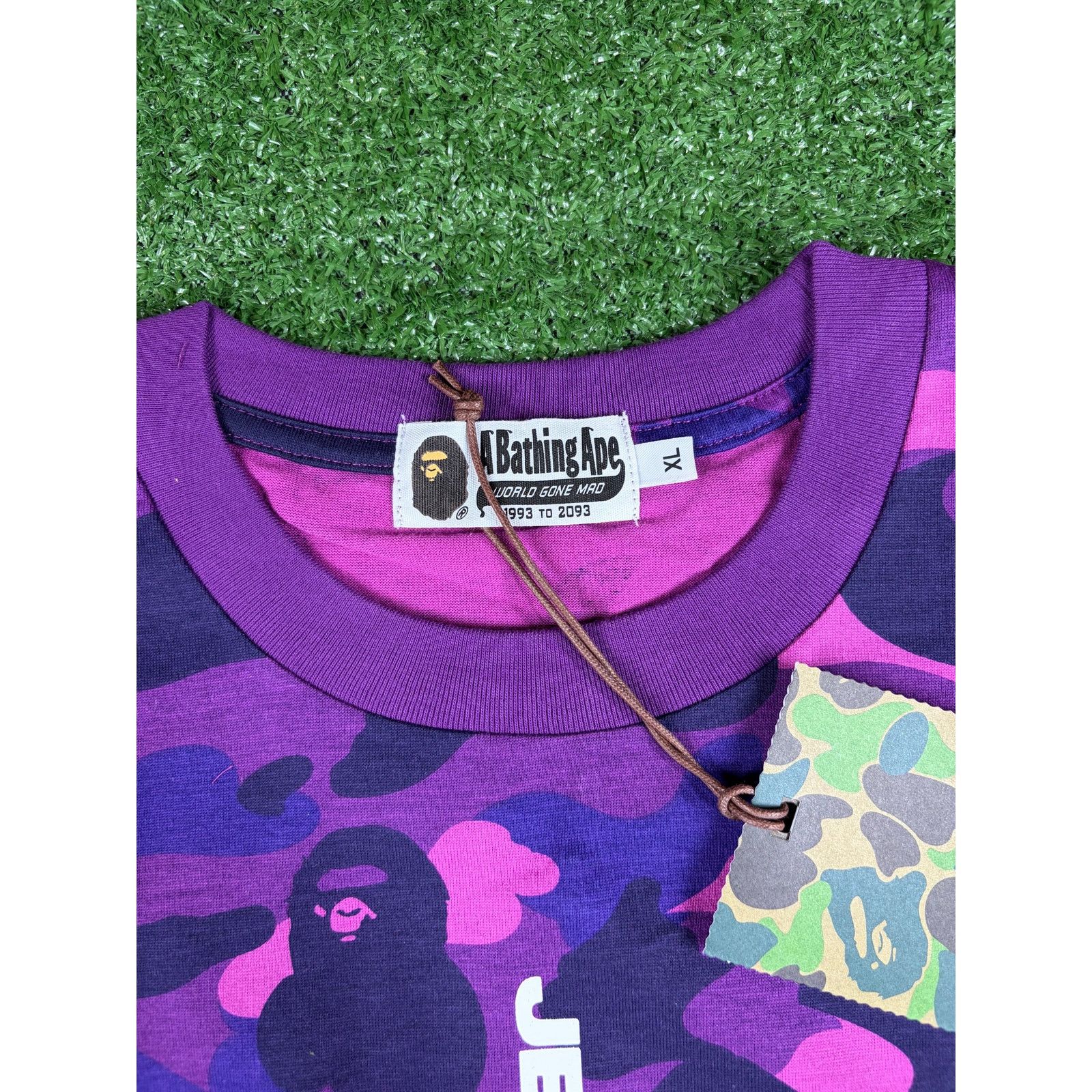 Bape BAPE X Jessie Reyez Purple Shark Camo T-Shirt Size XL Size US XL / EU 56 / 4 - 7 Thumbnail