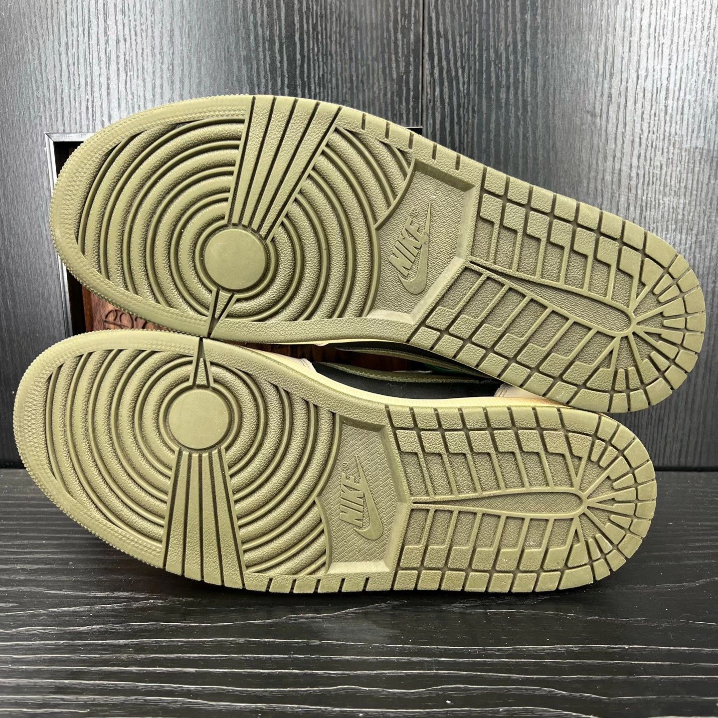 Nike Air Jordan 1 Low TS Olive Barbed Wire 5.0 45 Box NM Size US 12 / EU 45 - 6 Thumbnail