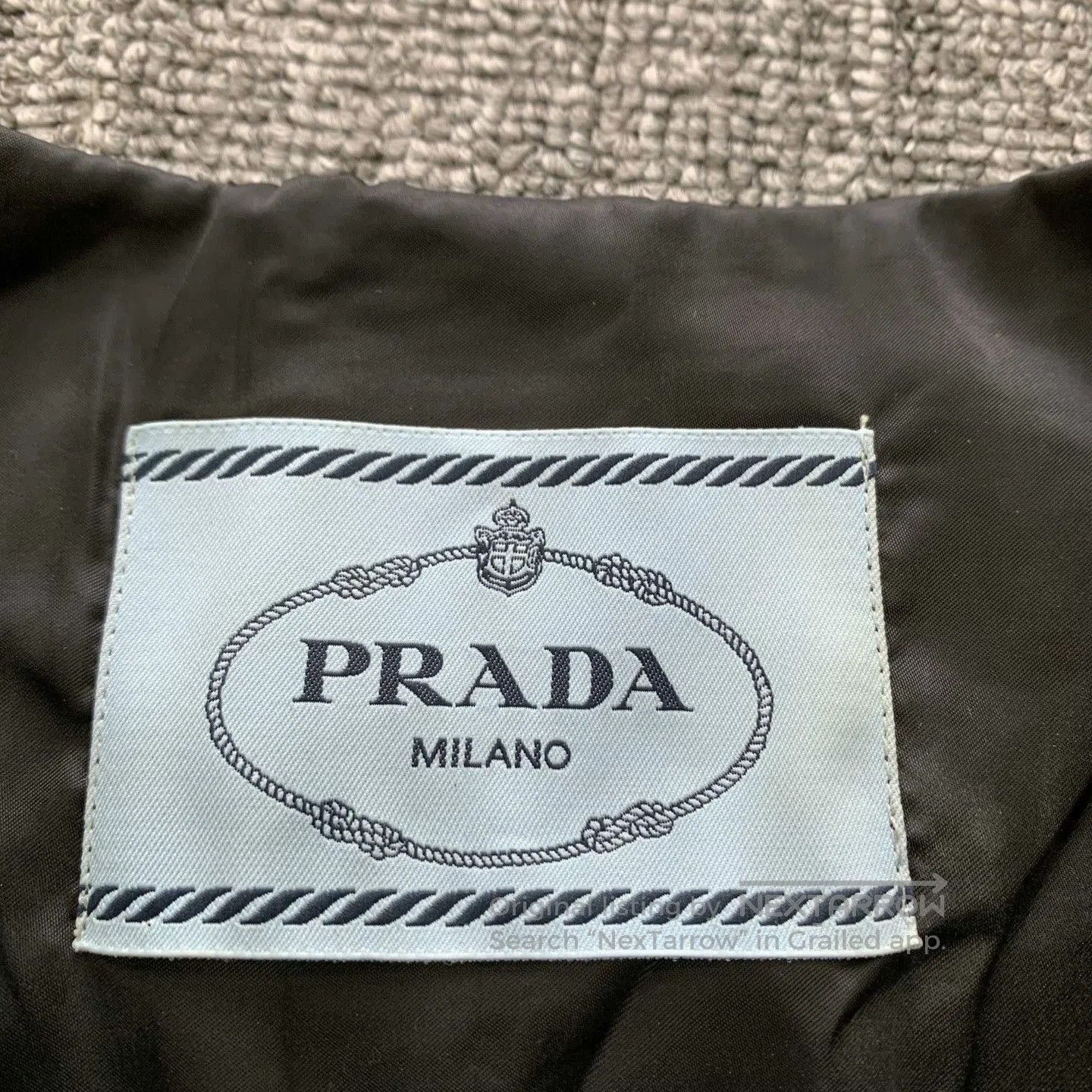 Prada beige short leather jacket with triangle logo. Size M / US 6-8 / IT 42-44 - 4 Thumbnail