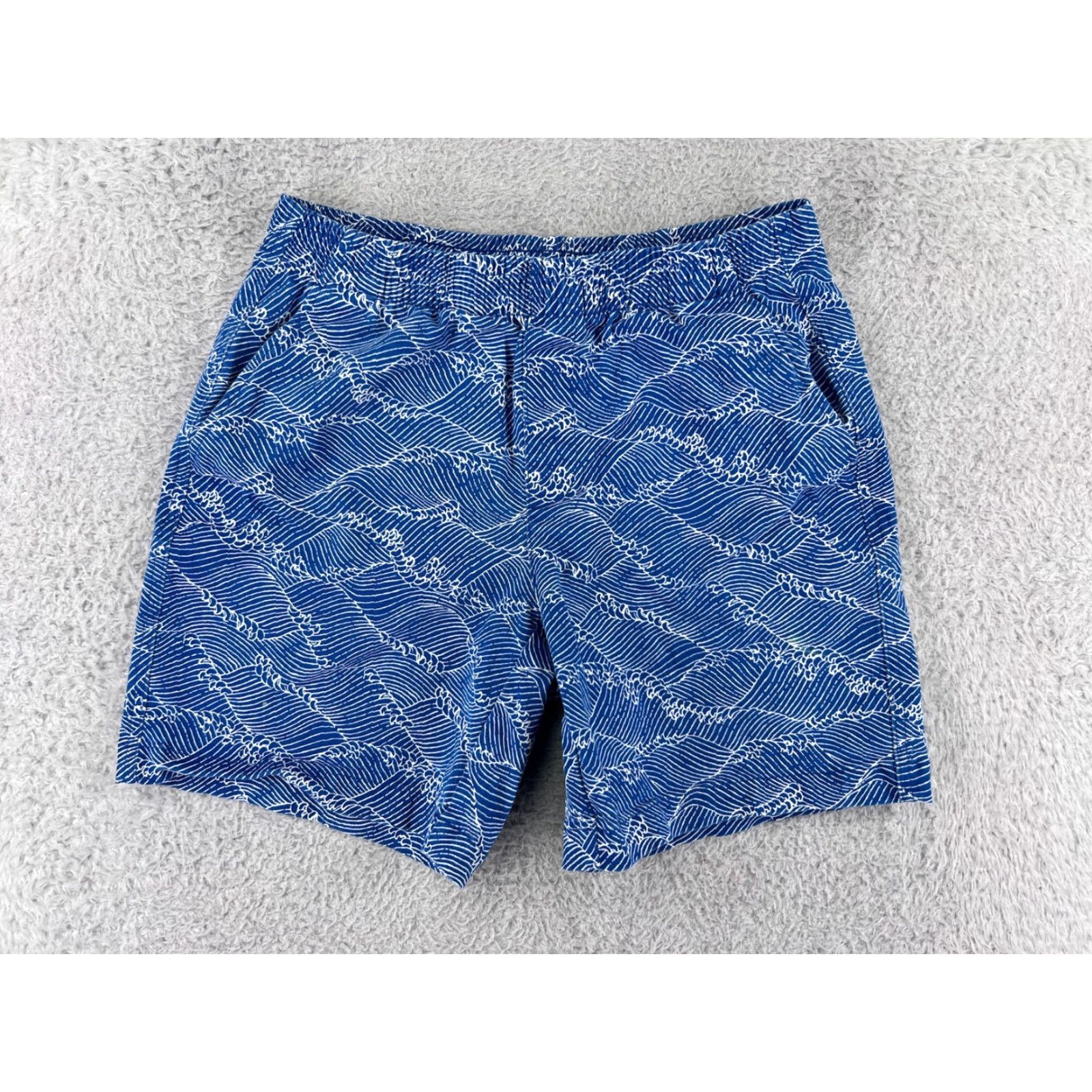 Lands' End Lands' End Shorts Womens 6 Blue Wave Ocean Pattern Pull On Elastic Waist Cotton Short Size 28" / US 6 / IT 42 - 2 Thumbnail