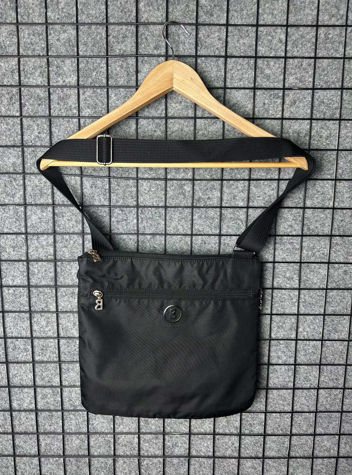Bogner Bogner Streetwear Expanding Logo Print Crossbody Bag Size OS Size ONE SIZE - 1 Thumbnail
