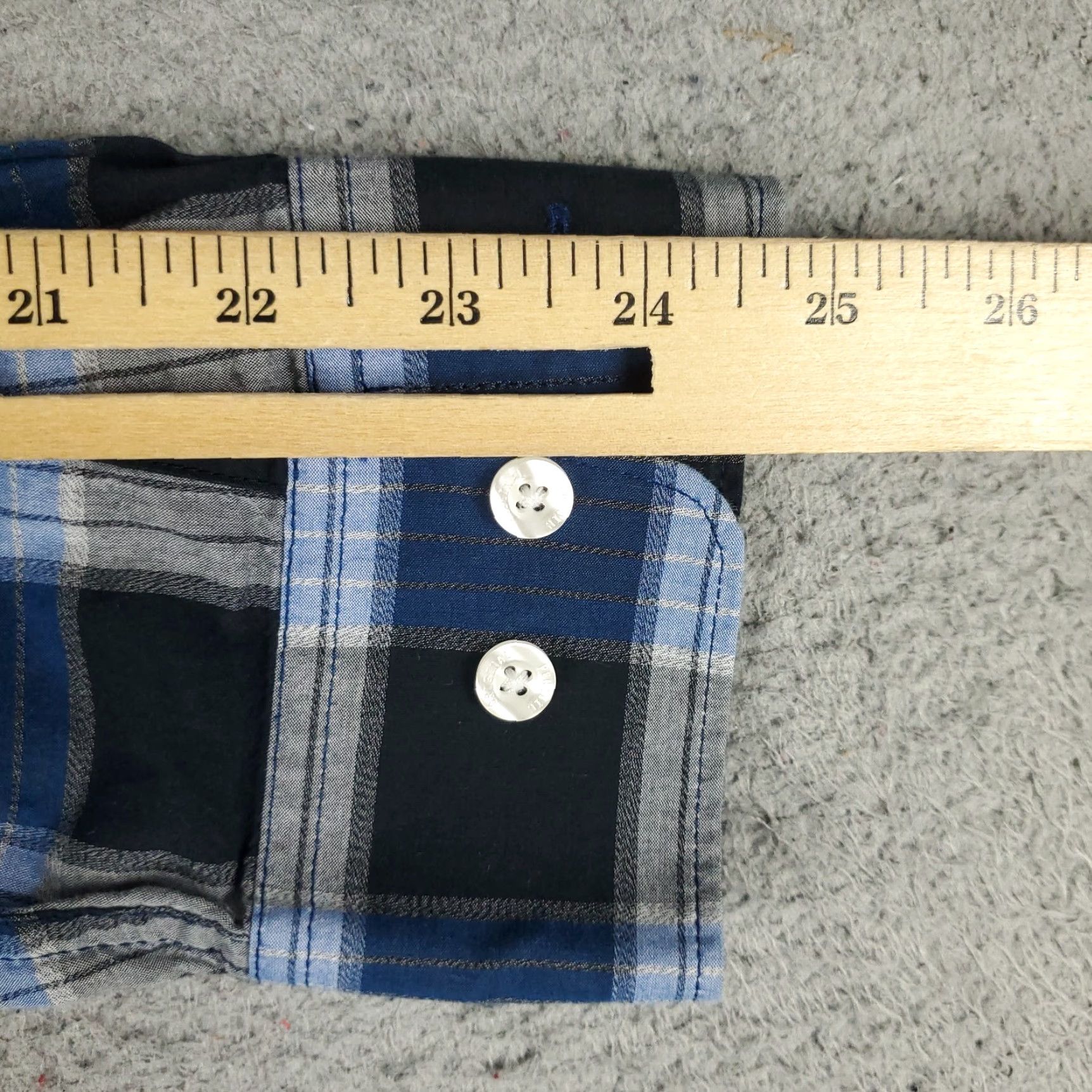 Original Penguin Original Penguin Button-Up Shirt Mens Small Gray Plaid Long Sleeve Casual Preppy Size US S / EU 44-46 / 1 - 6 Thumbnail