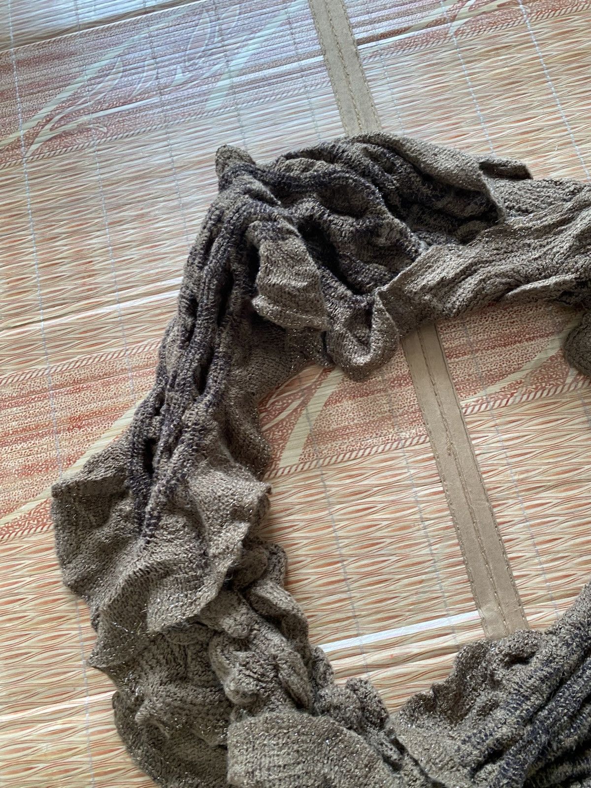 KMRii Japanese Knitted Hole Scarf 14th Kmrii Yasuyukiishii Size ONE SIZE - 3 Thumbnail