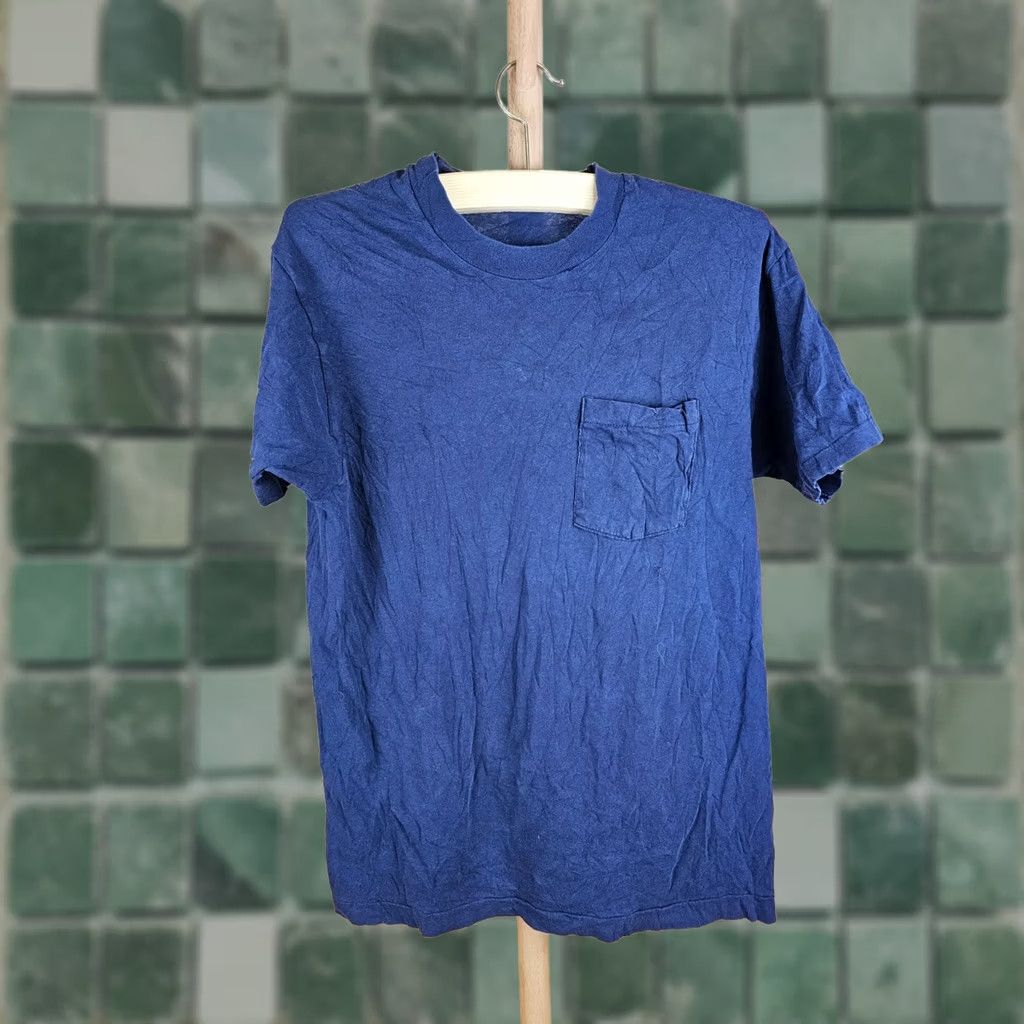Vintage VINTAGE UNBRANDED T-SHIRT BLUE 80'S ONE POCKET SELVEDGE SINGLE STITCH SZ LARGE MEN Slim? No Size US L / EU 52-54 / 3 - 1 Thumbnail
