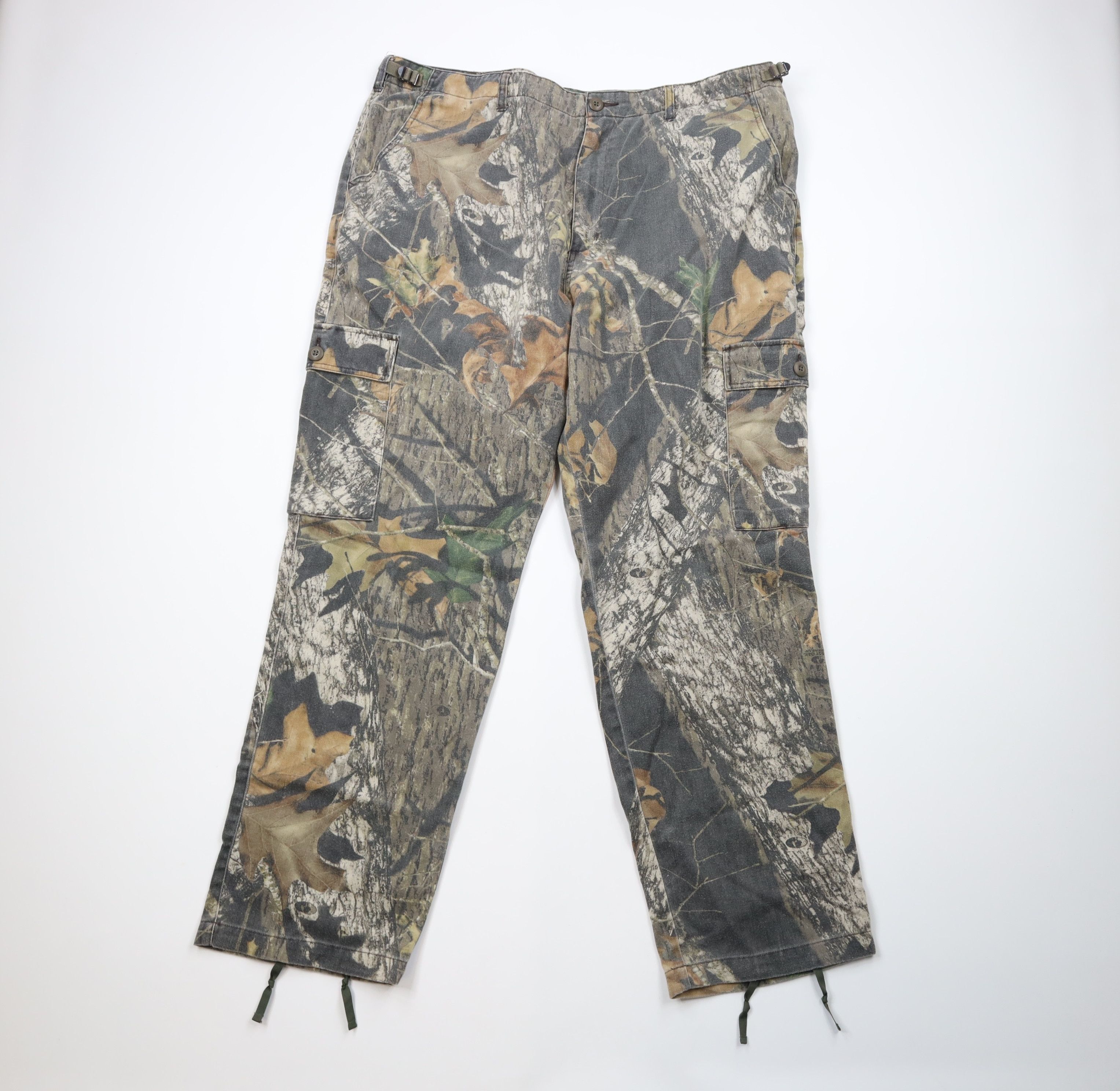 Vintage Cabelas Mossy Oak Camouflage Wide Leg Cargo Pants