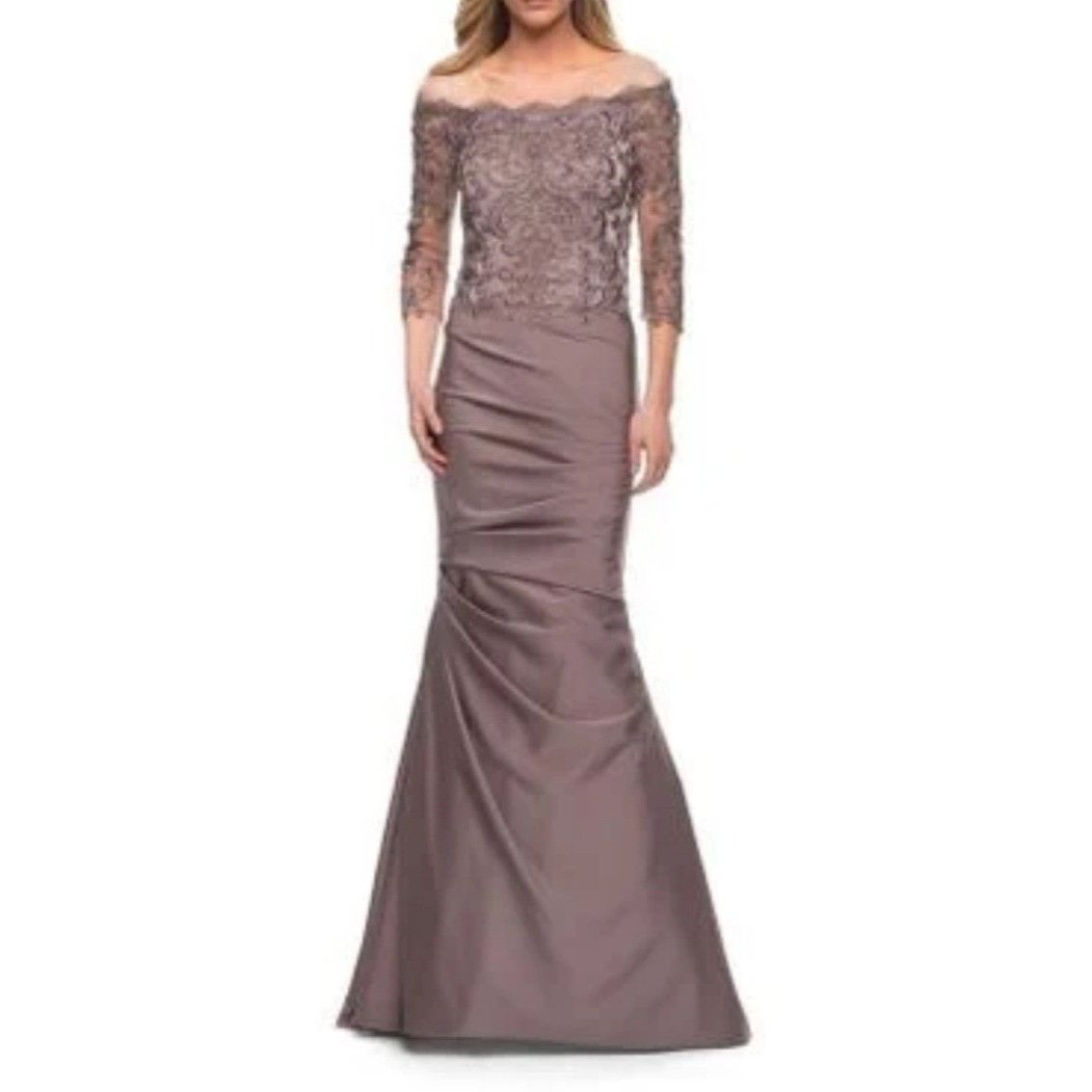 Other La Femme Off-The-Shoulder Gown With Lace Bodice & Satin Skir Size XL / US 12-14 / IT 48-50 - 11 Thumbnail