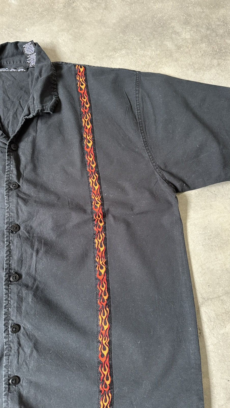 Vintage VINTAGE NO BOUNDARIES FLAME SHIRT Size US L / EU 52-54 / 3 - 3 Thumbnail