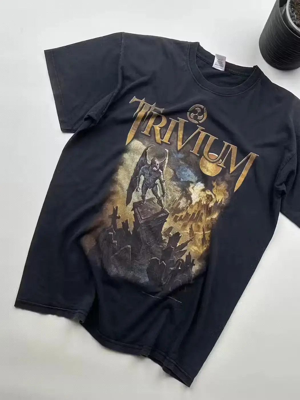 Band Tees Trivium 2008 Vintage T-Shirt (303) Size US L / EU 52-54 / 3 - 2 Thumbnail