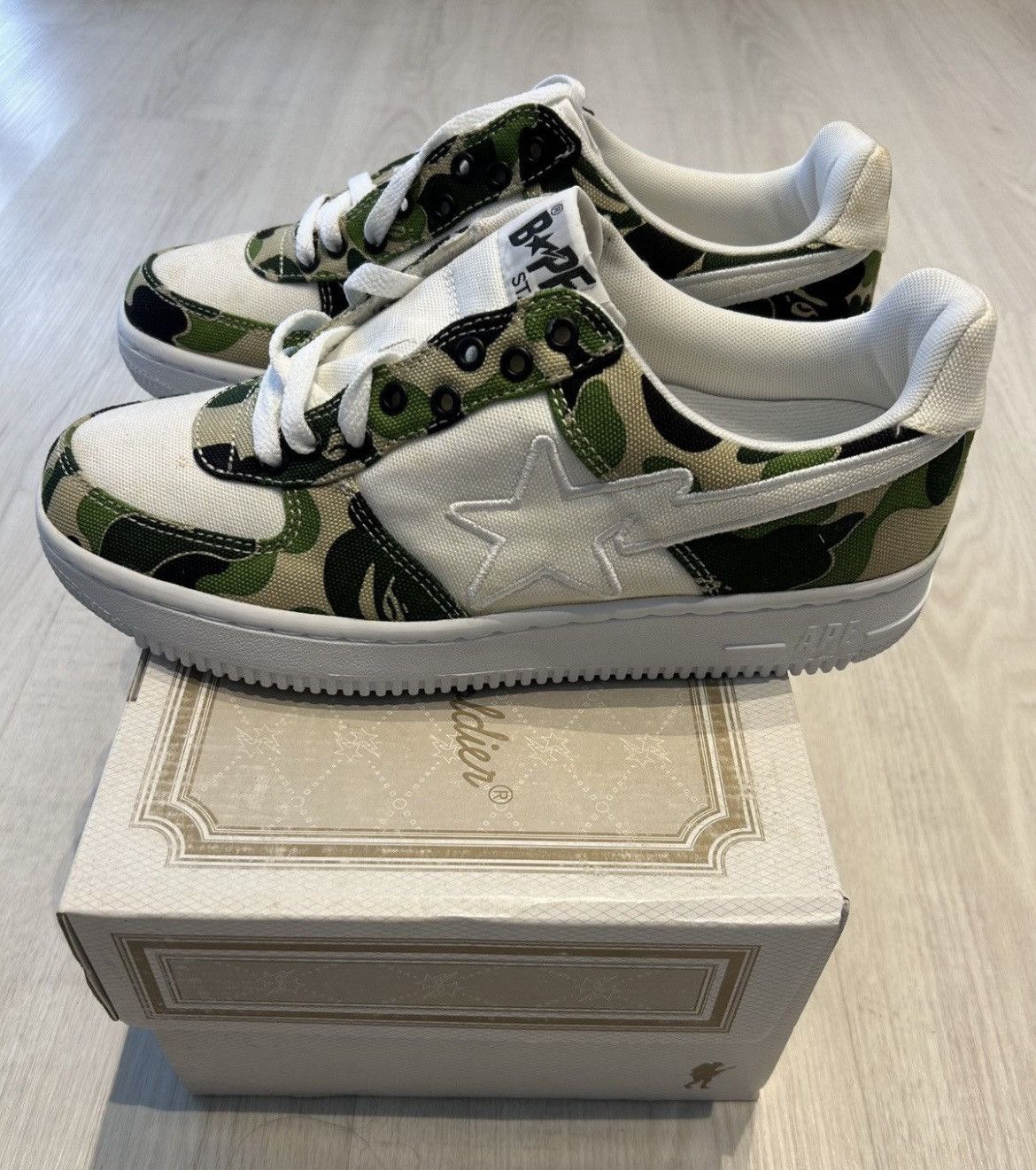 Bape RARE OG 2003 A BATHING APE GREEN ABC CAMO CANVAS BAPESTA Size US 9.5 / EU 42-43 - 3 Thumbnail