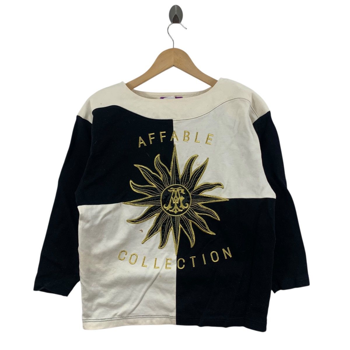 Vintage Vintage AFFABLE COLLECTION Japanese Brand Embroidered Tshirt Size US M / EU 48-50 / 2 - 1 Thumbnail