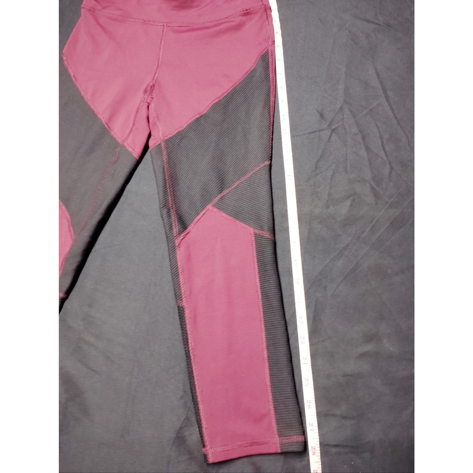 Champion Champion Red & Black Colorblock Active Leggings Size 24" / US 00 / IT 34 - 3 Thumbnail