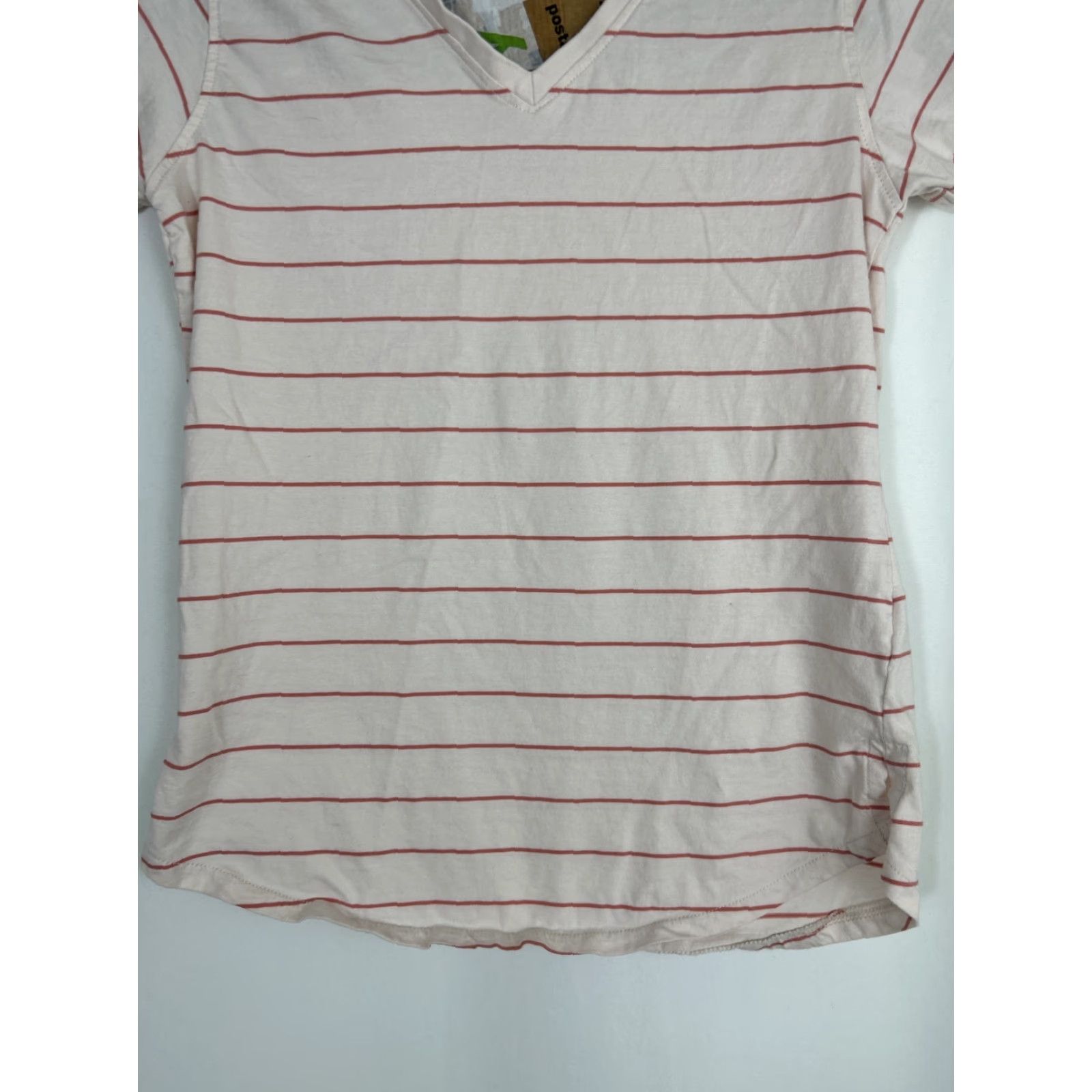 Mountain Khakis VINTAGE Mountain Khakis Womens T Shirt White Red Stripe Short Sleeve V-Neck Medium Size M / US 6-8 / IT 42-44 - 5 Thumbnail