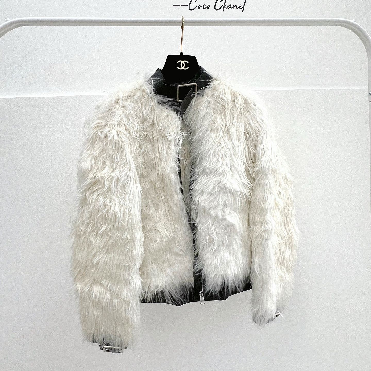Gucci Gucci Alpaca Fur Jacket Size 36 Size XS / US 0-2 / IT 36-38 - 1 Thumbnail