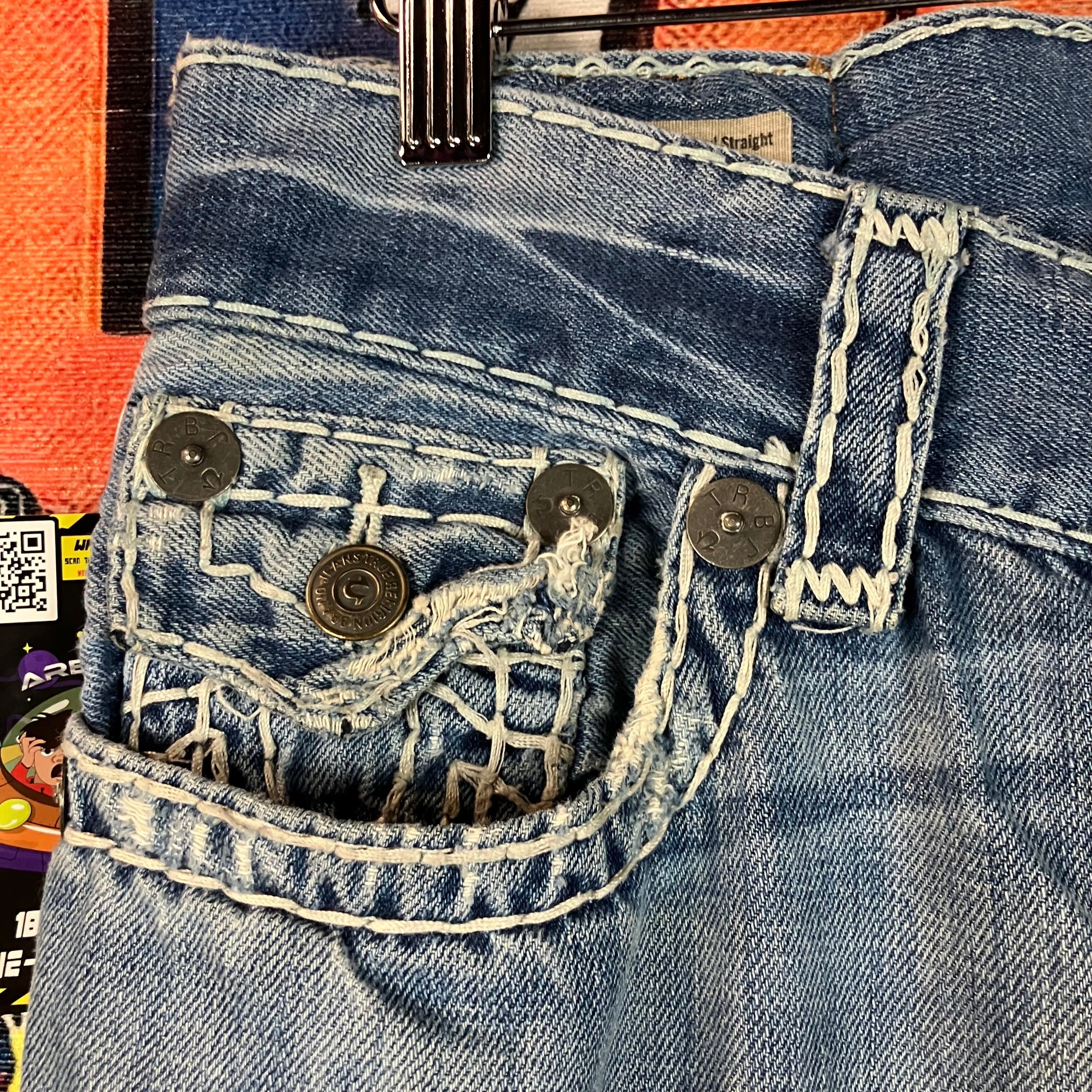 True Religion True Religion Ricky Relaxed Straight Light Washed Denim Size US 30 / EU 46 - 6 Thumbnail
