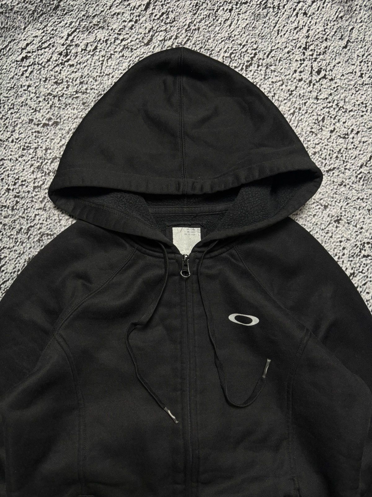 Oakley × Vintage Vintage Oakley zip hoodie with finger hole Size XS / US 0-2 / IT 36-38 - 4 Thumbnail