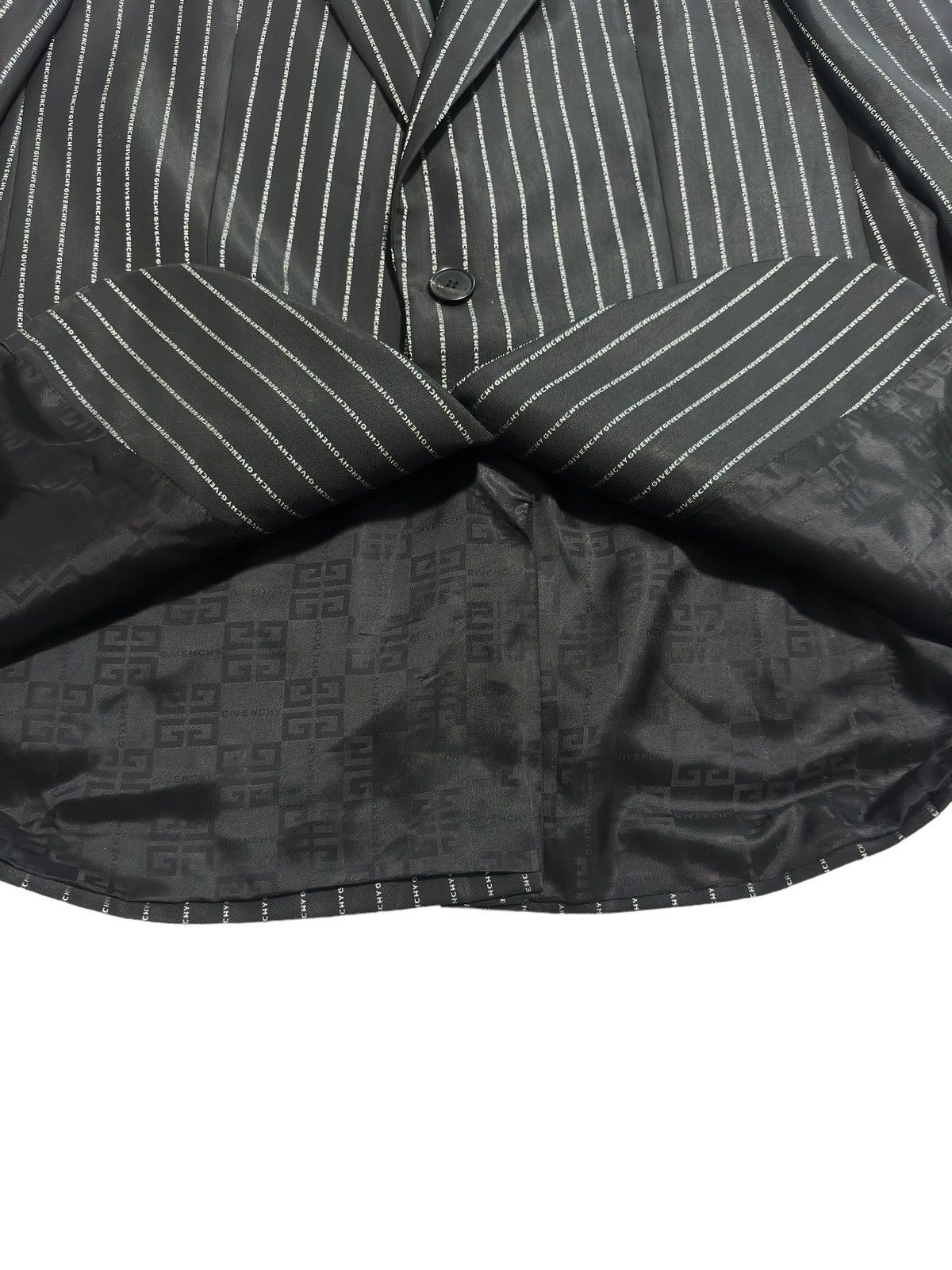Givenchy Givenchy Logo Pinstripe Blazer Size 52L - 5 Thumbnail