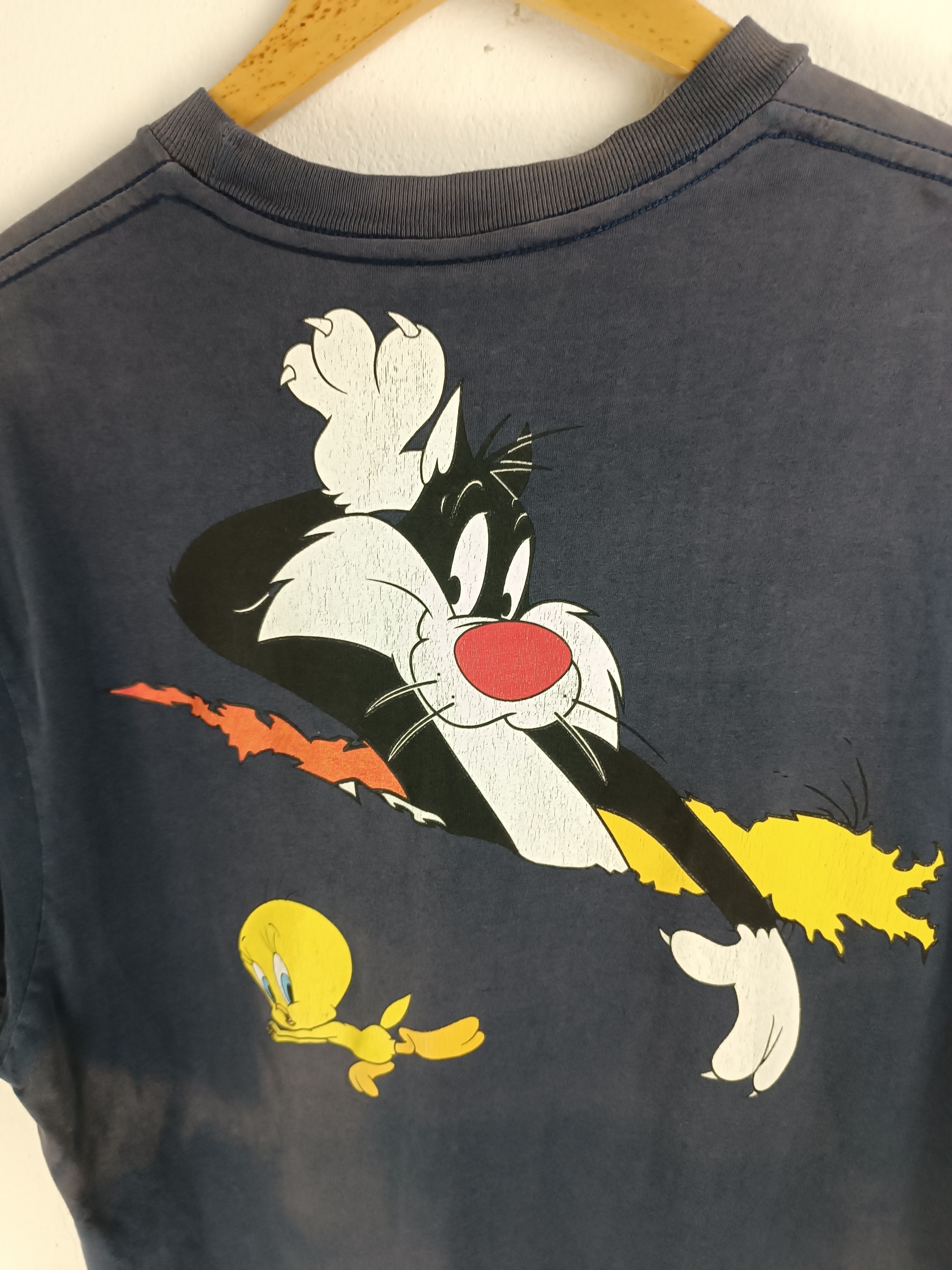 Vintage THRASHED FADED VINTAGE 2000s TWEETY & SYLVESTER LOONEY Y2K Size US M / EU 48-50 / 2 - 15 Thumbnail
