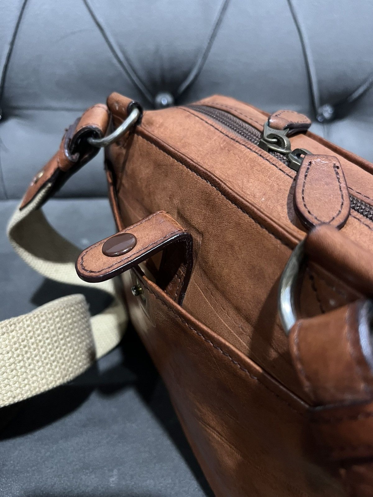 Leather Japanese Brand Silver Lake Club Leather Shoulder Bag Size ONE SIZE - 10 Thumbnail