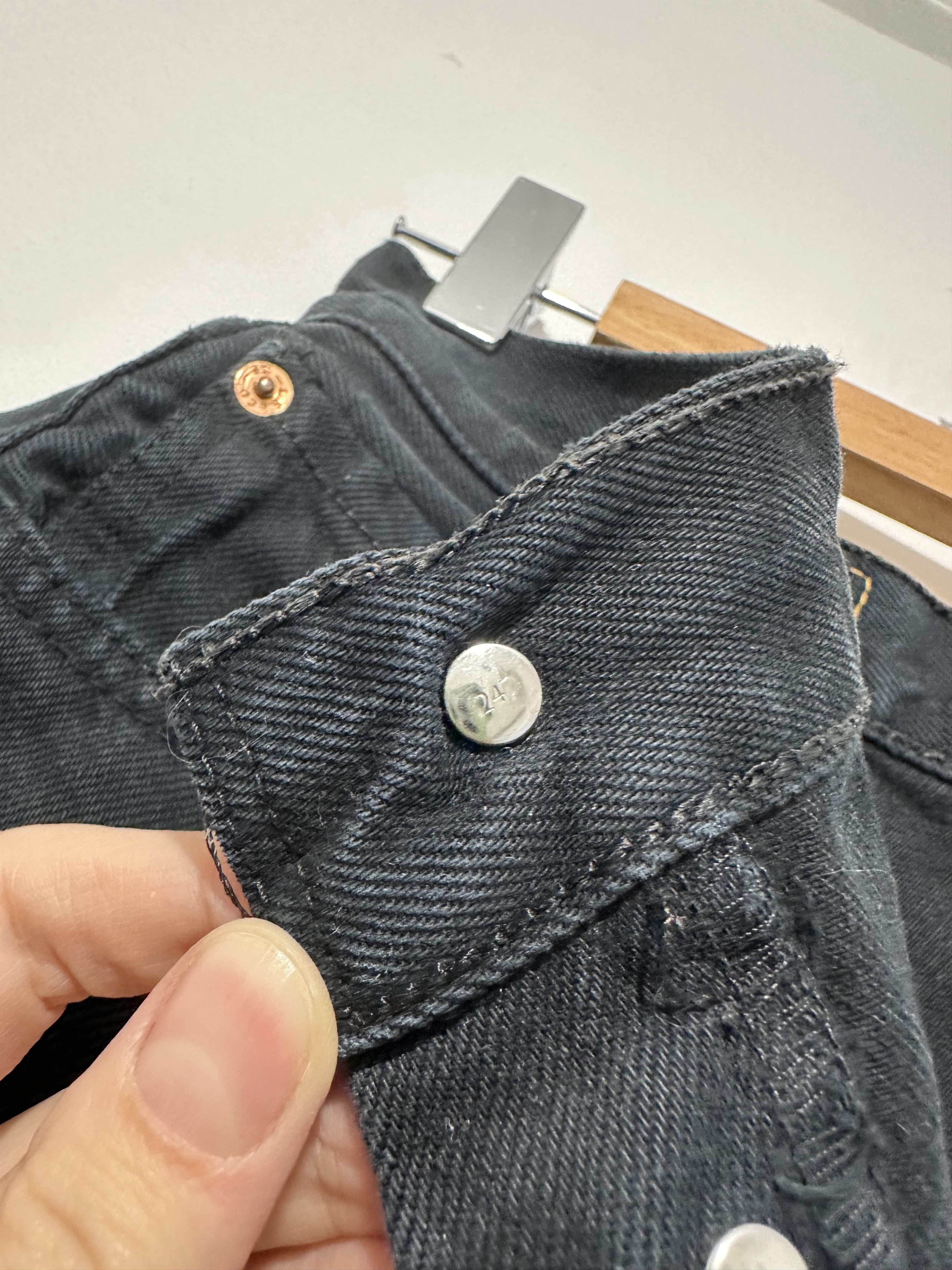 Levi's × Vintage Vintage Levi's Black Denim Jeans Shorts W28 Size 28" / US 6 / IT 42 - 4 Thumbnail