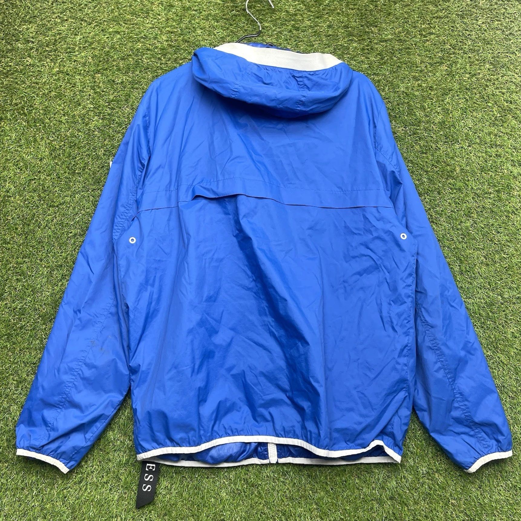 Guess Gu ess Windbreaker Jacket Mens XL Full Zip Hooded Casual Outdoor Blue - Guess Windbreaker Jacket Mens XL Full Zip Hooded Lightweight Outdoor Blue Size US XL / EU 56 / 4 - 2 Thumbnail