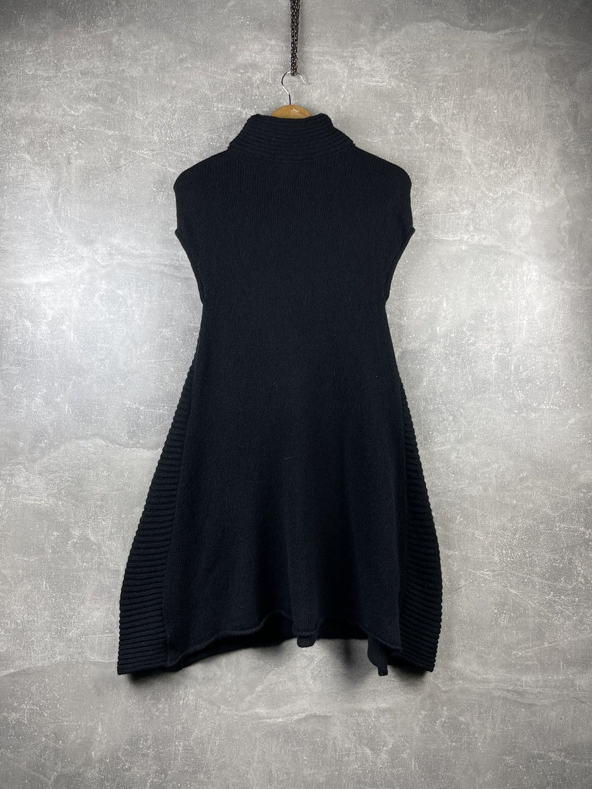 Balenciaga Balenciaga Knits Classic Wool Black Pullover Dress Sweater Size XS / US 0-2 / IT 36-38 - 6 Thumbnail