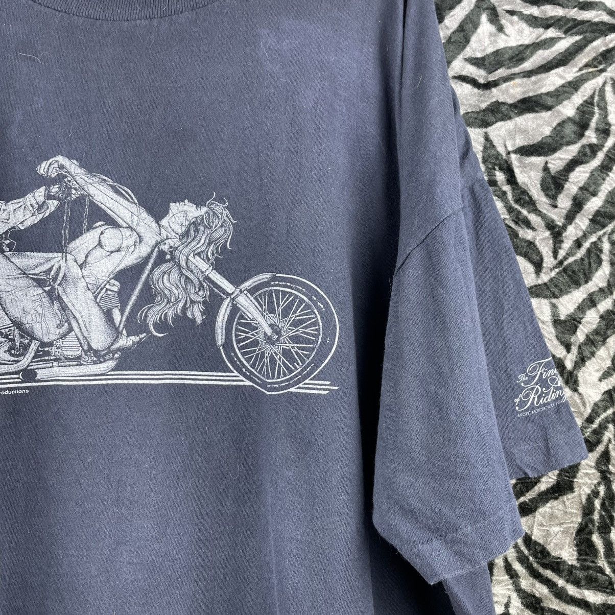 Vintage Vintage 90s Erotic Motorcycle Art T-Shirt XXXL Size US XXL / EU 58 / 5 - 3 Thumbnail