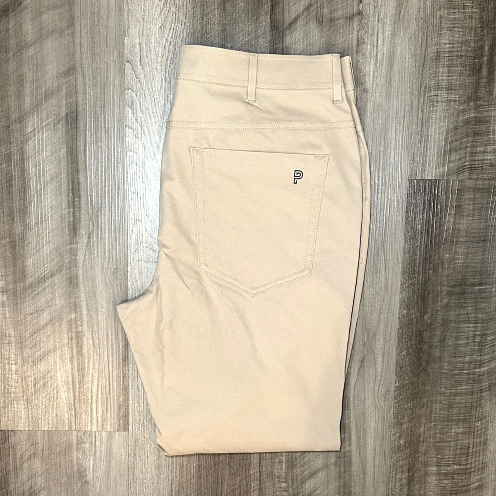 Vintage Public Rec Sand Dealmaker Performance Pants Men 32 Chino Regular NWOT 28in Inseam Tan Size US 32 / EU 48 - 2 Thumbnail