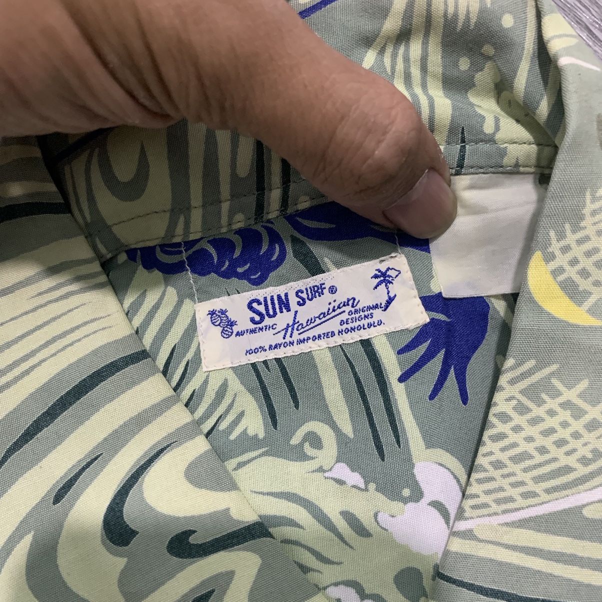 Vintage Vintage Sun Surf Rayon Collar Hawaiian Shirt Size US XL / EU 56 / 4 - 8 Thumbnail