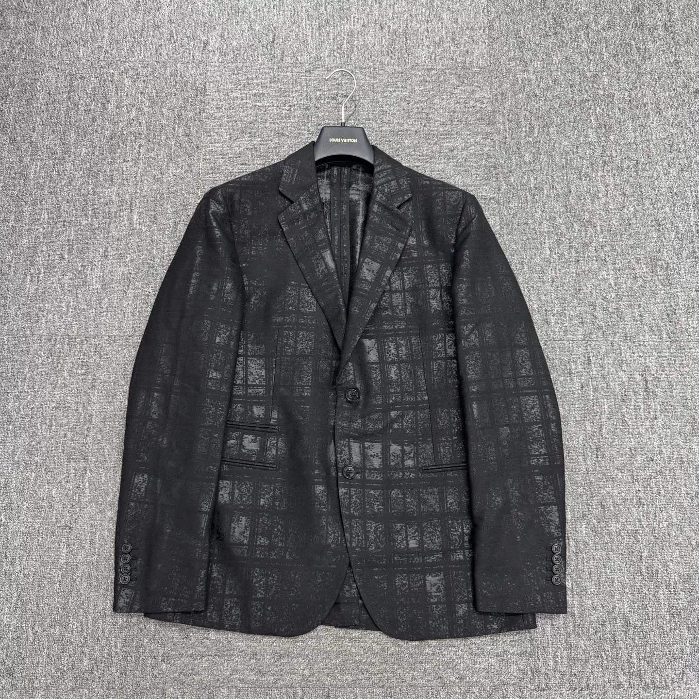 Hermes hermes velvet checkered suit jacket. Size US L / EU 52-54 / 3 - 1 Thumbnail