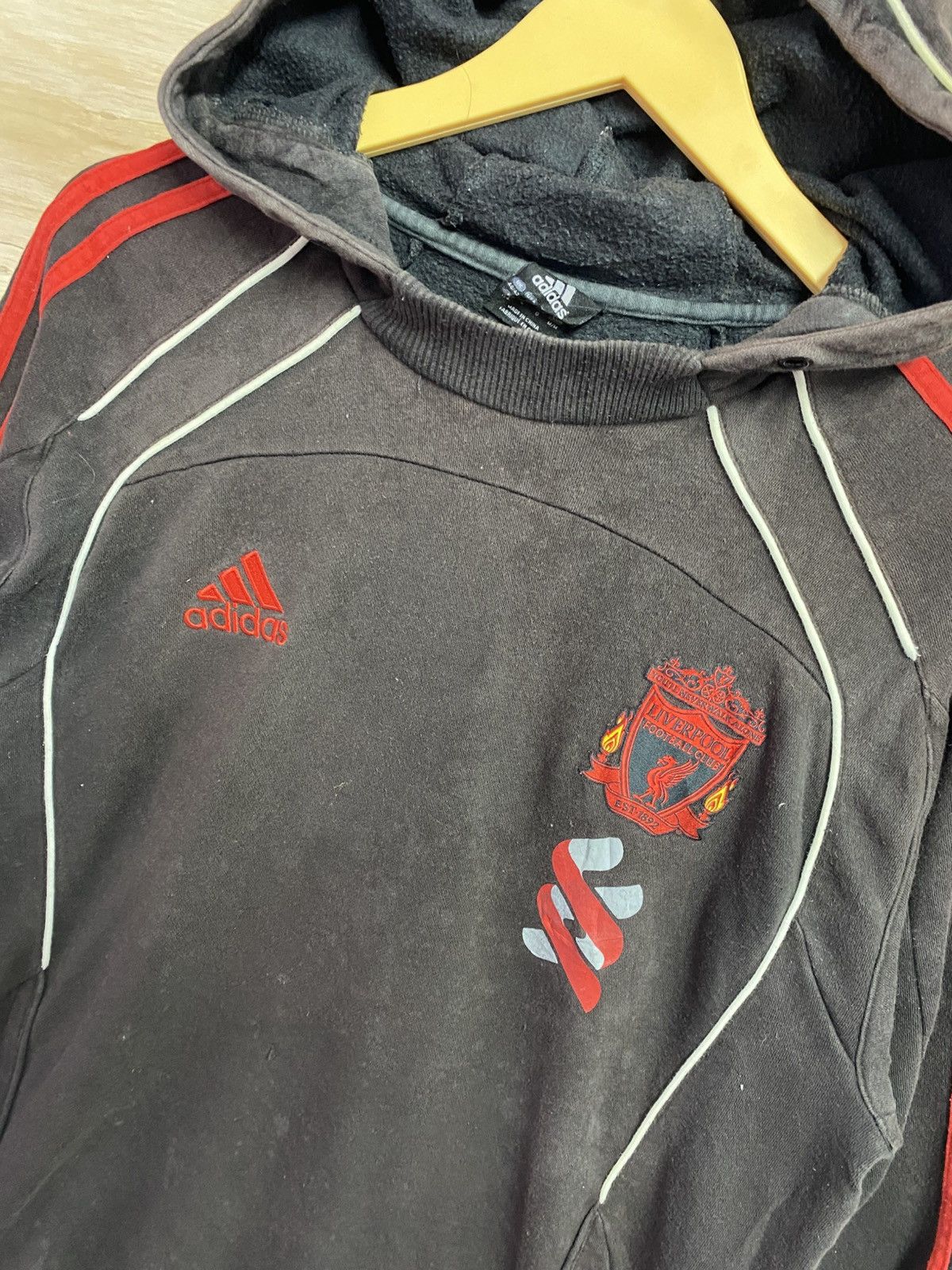 Adidas Vintage Adidas liverpool hoodie Size US L / EU 52-54 / 3 - 4 Thumbnail