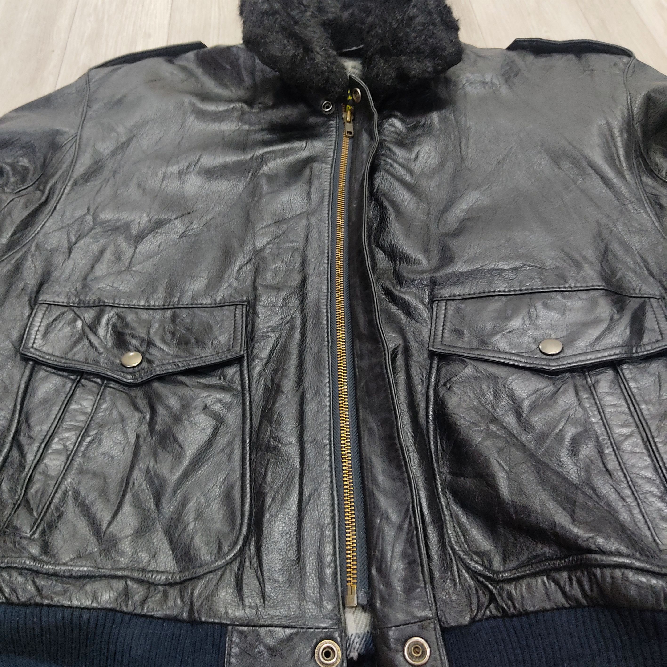 Genuine Leather US AIR FORCE Aviator Bomber Cowhide Leather Jacket Size US XL / EU 56 / 4 - 6 Thumbnail