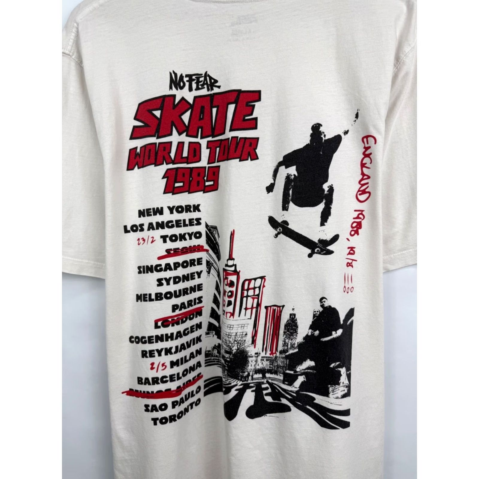 No Fear No Fear Skate World Tour 1989 Rare T-Shirt XL White Men T-Shirt Vintage Hype Clothing Size US XL / EU 56 / 4 - 5 Thumbnail