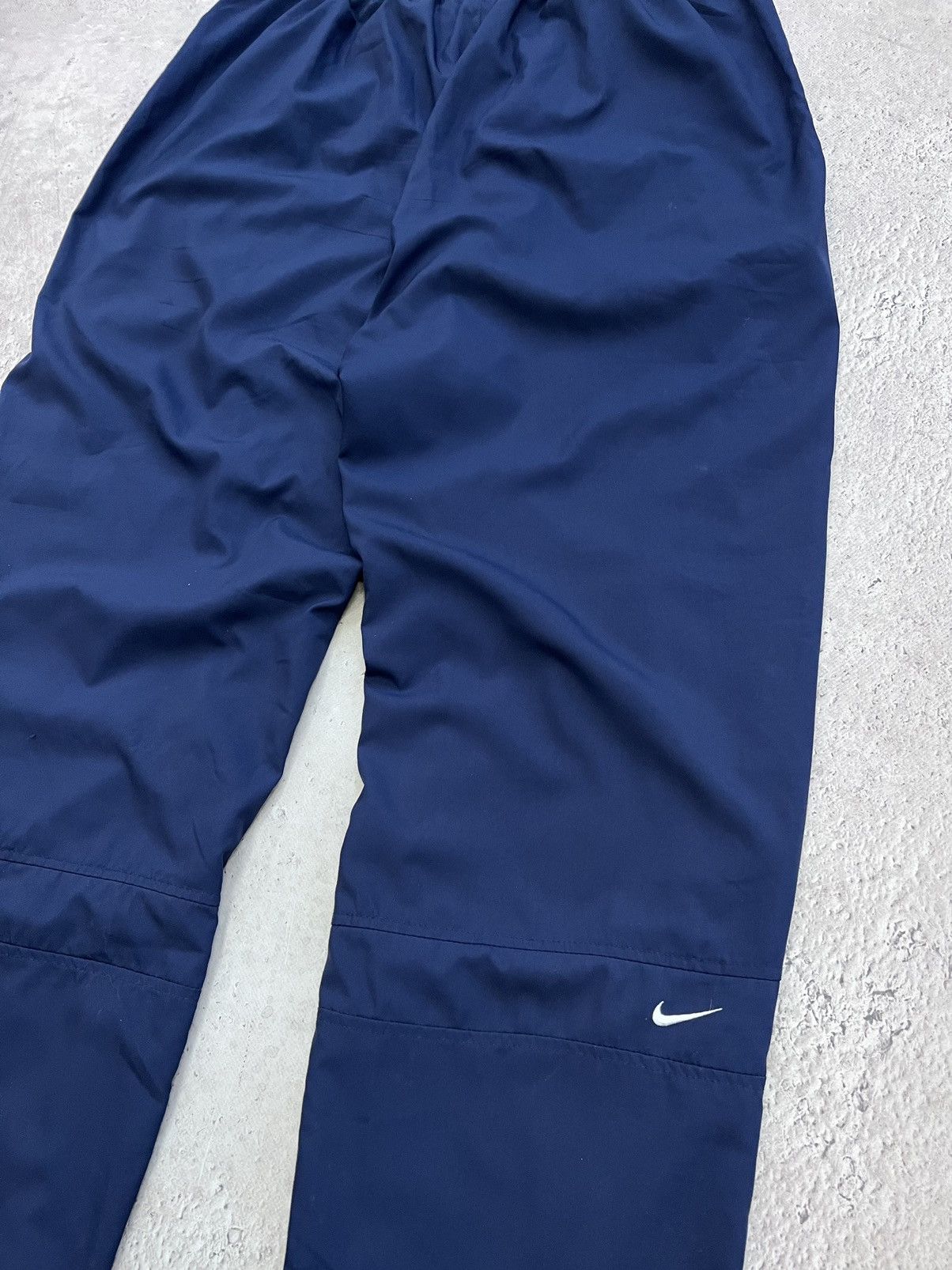 Nike × Vintage Vintage Nike Nylon Track Pants Parachute Drill Baggy Size US 32 / EU 48 - 13 Thumbnail