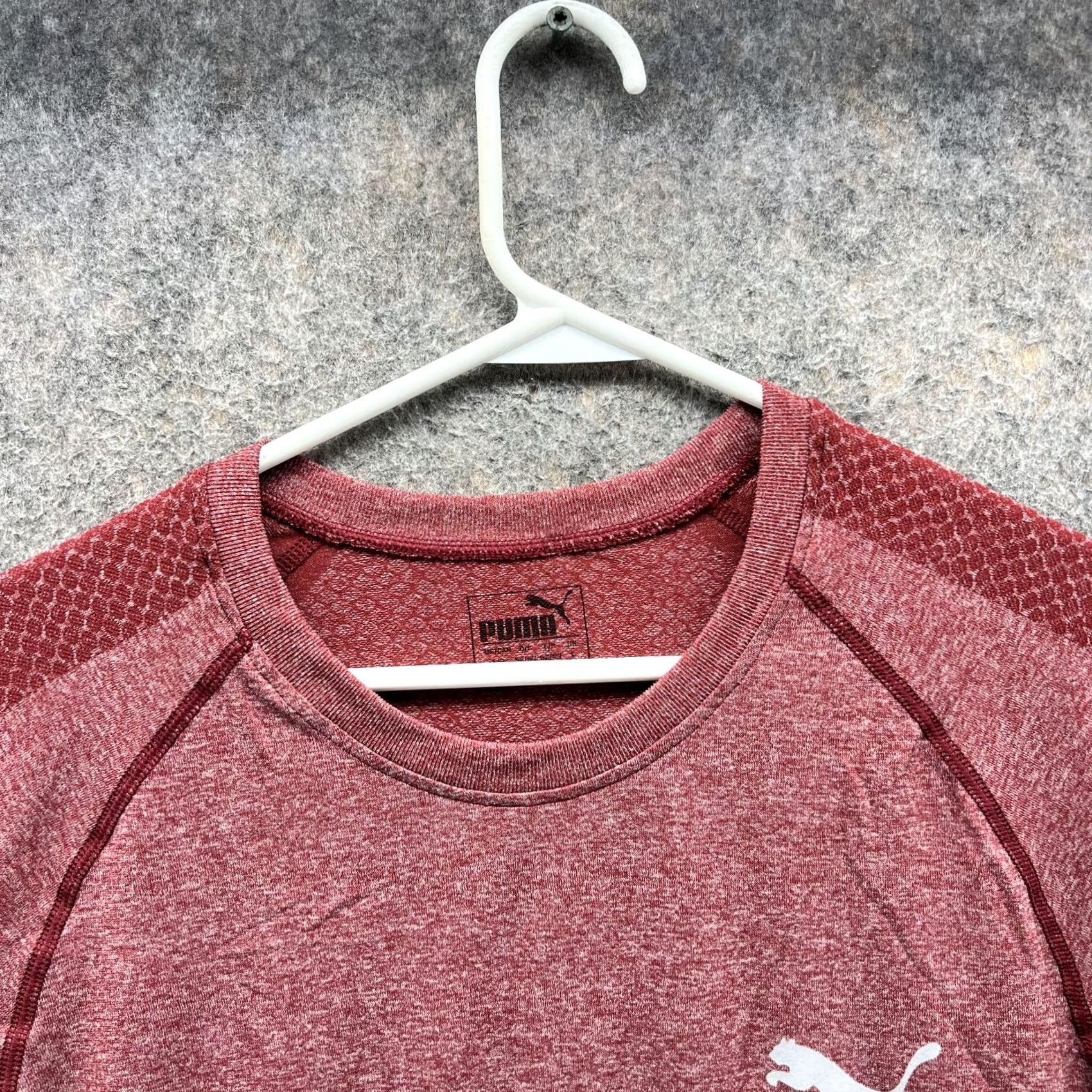 Puma PUMA Shirt Men Large Red Athletic Training Gym Crewneck Soccer Polyester Jersey Size US L / EU 52-54 / 3 - 6 Thumbnail