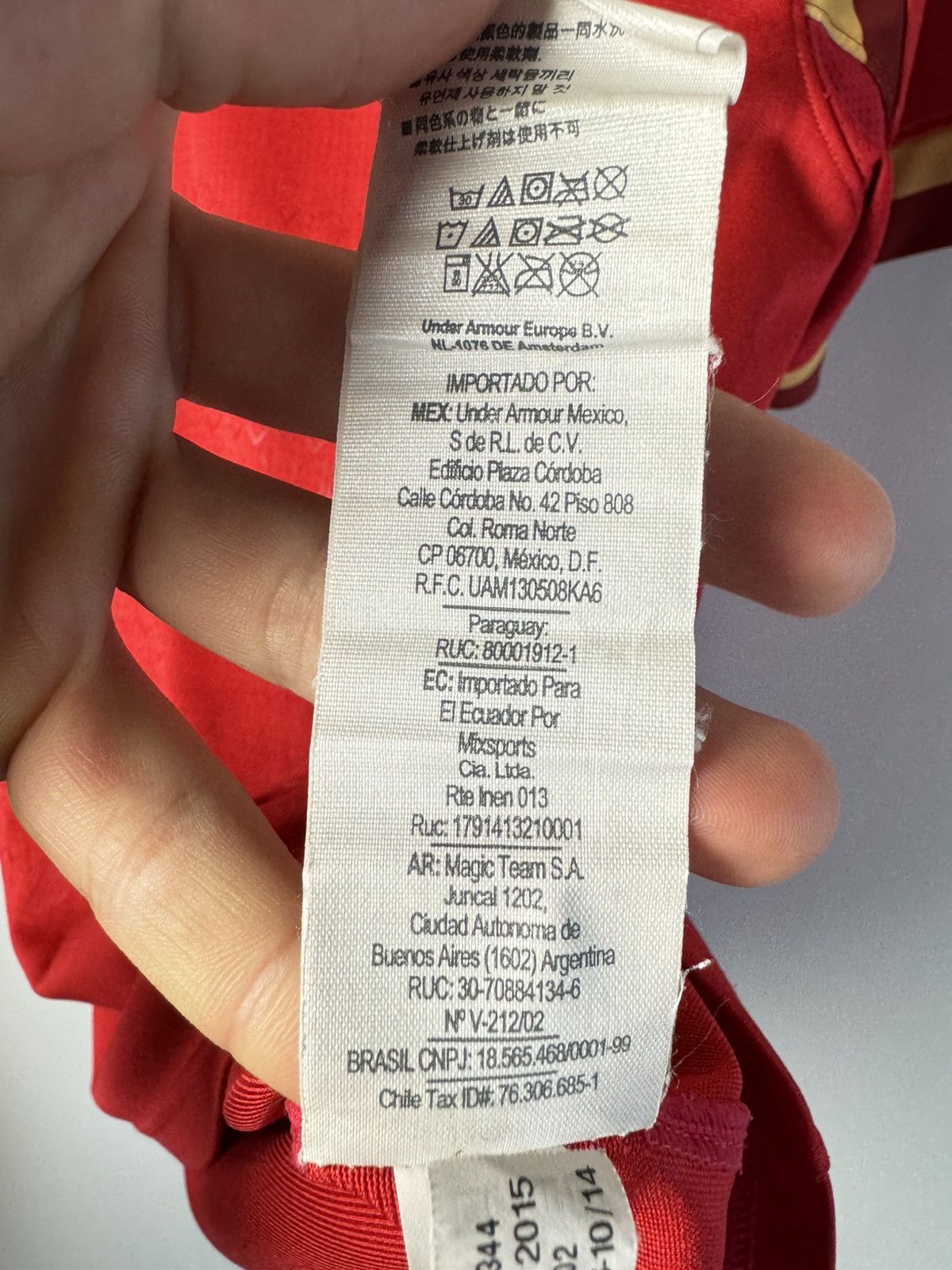 Under Armour WRU Wales World Cup 2015 Home Rugby Union Shirt Jersey Size US M / EU 48-50 / 2 - 9 Thumbnail
