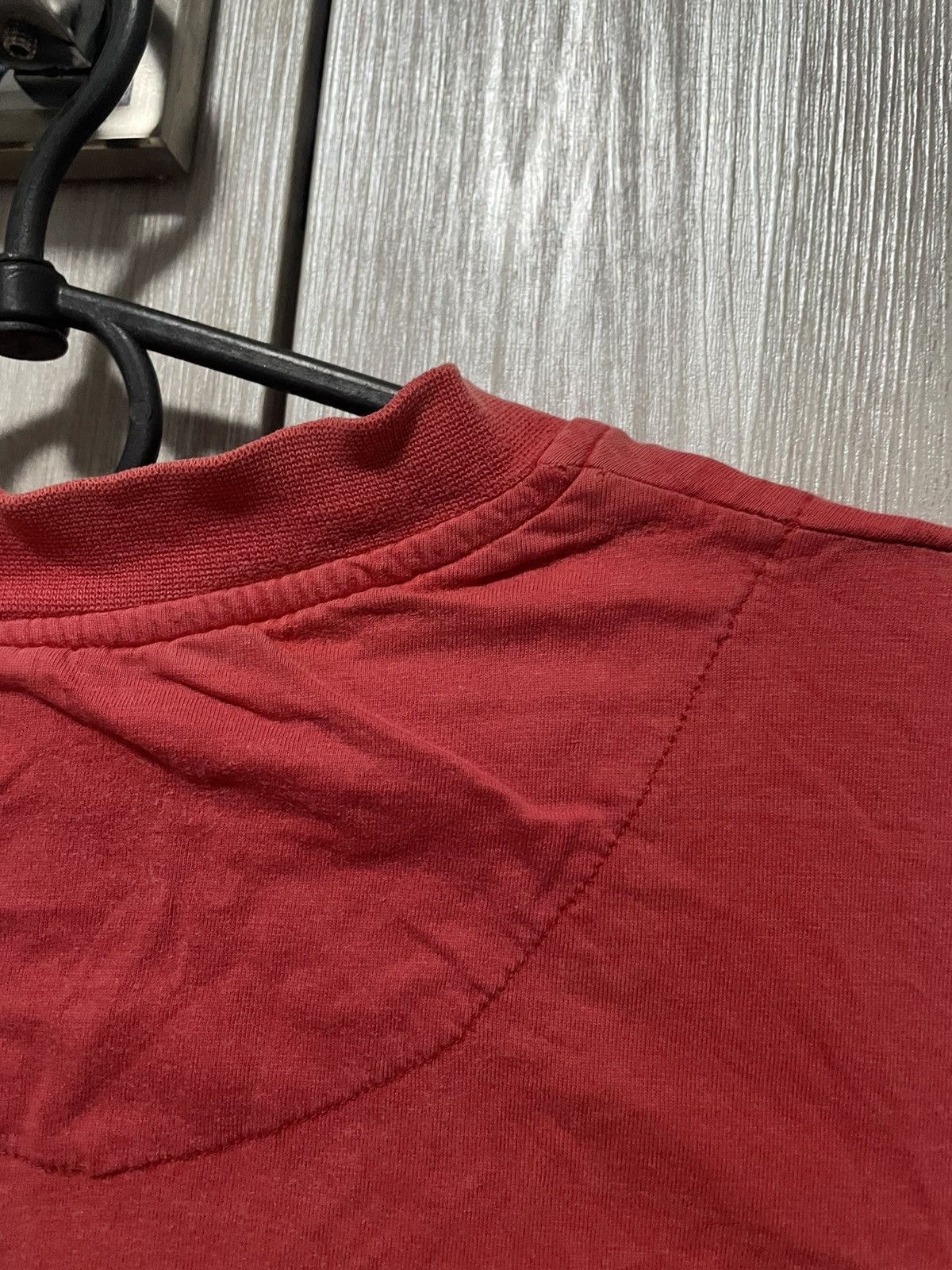 Vintage 90s Mad Dog Gym Tee Red Vintage Rap Style Graphic T-Shirt Size US S / EU 44-46 / 1 - 7 Thumbnail