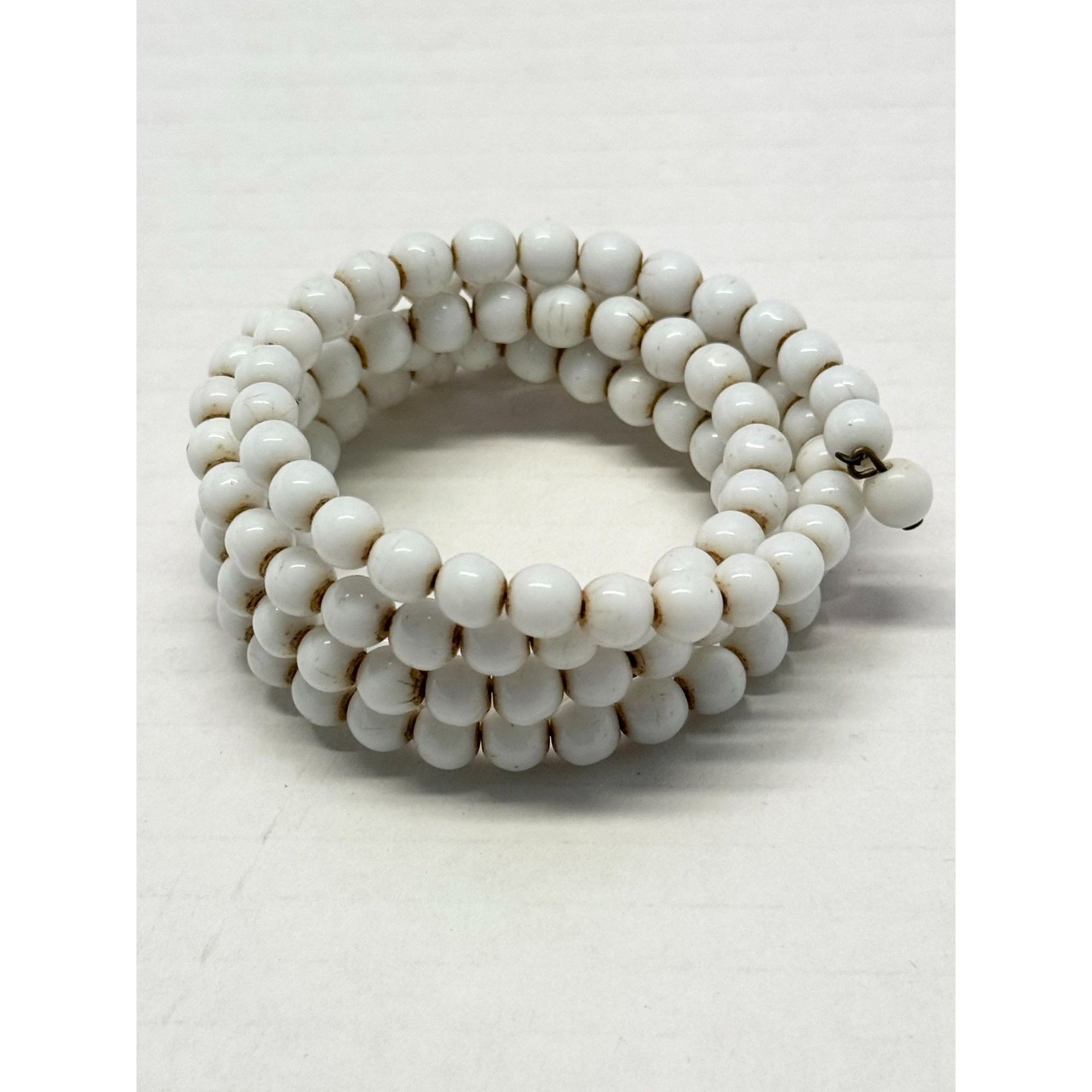 Vintage White milk glass vintage wrap cuff bracelet Size ONE SIZE - 4 Thumbnail