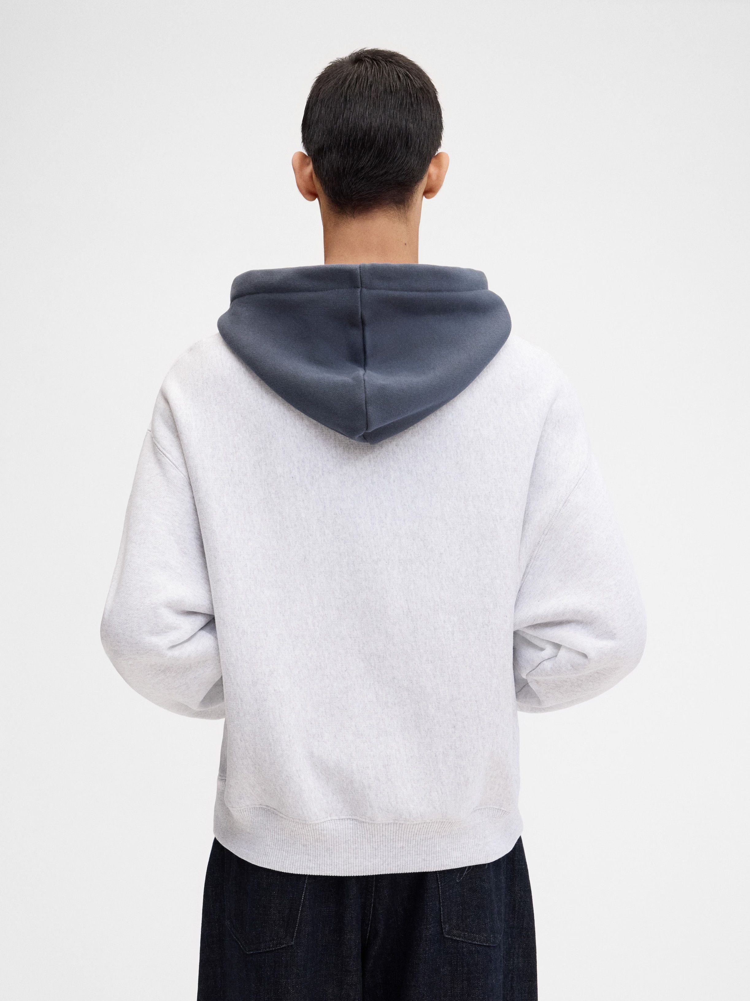 Jacquemus o1h1sh10525 Le Hoodie Baseball in Grey Size US XXL / EU 58 / 5 - 3 Thumbnail