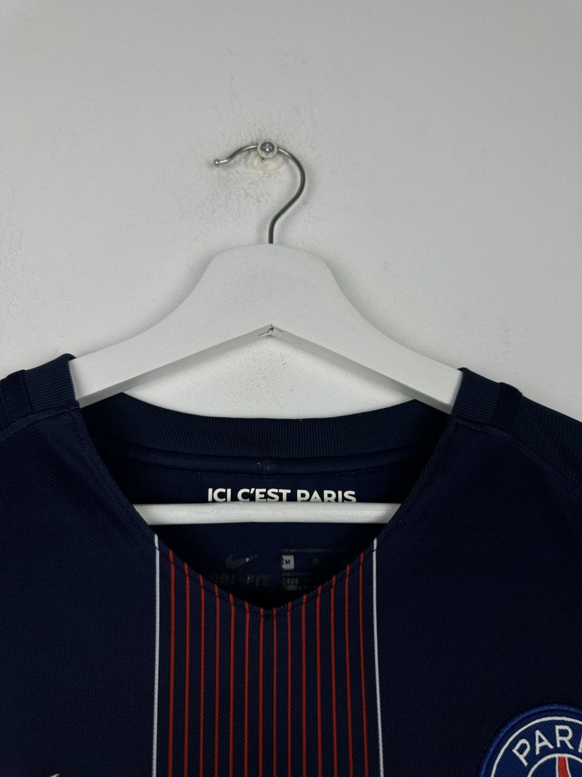 Nike Paris Saint Germain PSG 2016 Home Soccer Jersey Shirt Size US M / EU 48-50 / 2 - 6 Thumbnail