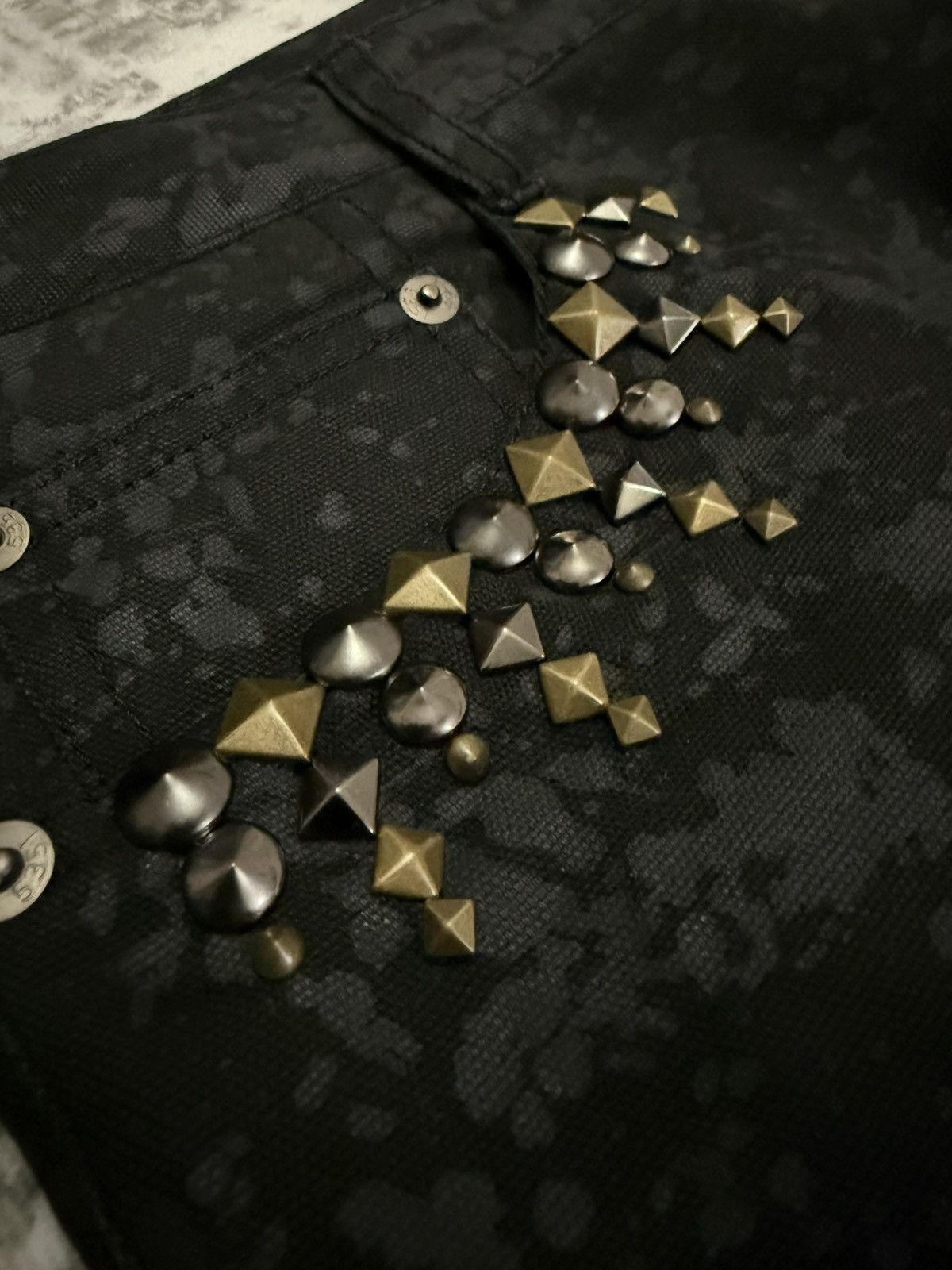 If Six Was Nine 5351 Pour les Homme Artisanal Studs Blackout Splatter Pants Size US 30 / EU 46 - 5 Thumbnail