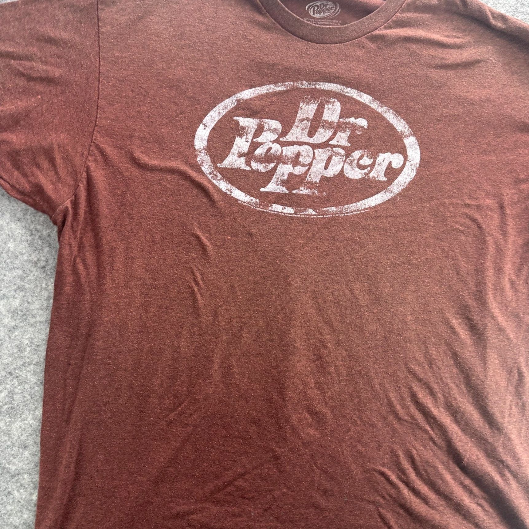 Vintage Dr Pepper Shirt Mens 2XL Brown Logo Graphic Tee Soft Poly Cotton Vintage Style Shirt Size US XXL / EU 58 / 5 - 4 Thumbnail