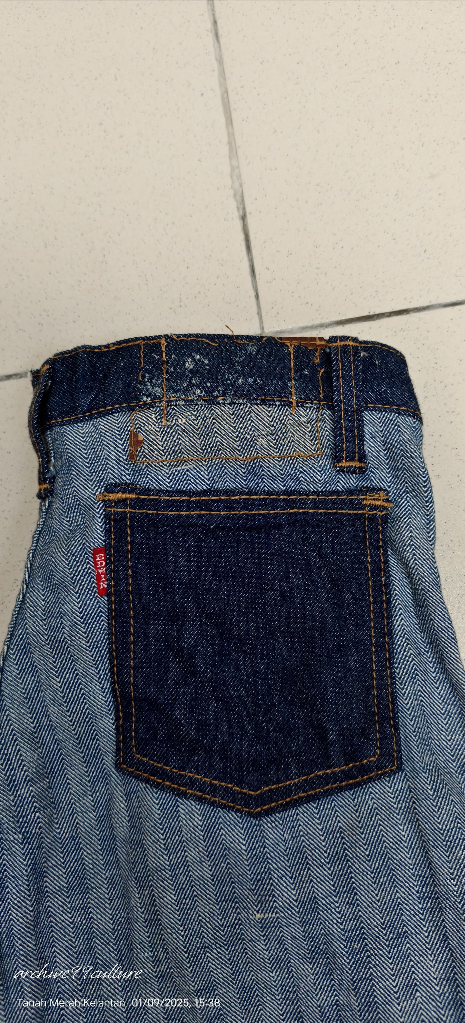 Edwin 70's Edwin Bell bottom patches Unisex jeans USA Size US 27 - 10 Thumbnail