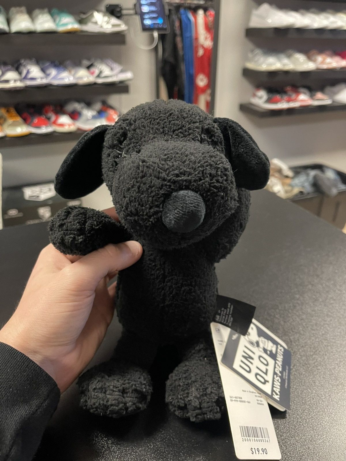 KAWS x Uniqlo x Peanuts Snoopy Plush (Small) Black