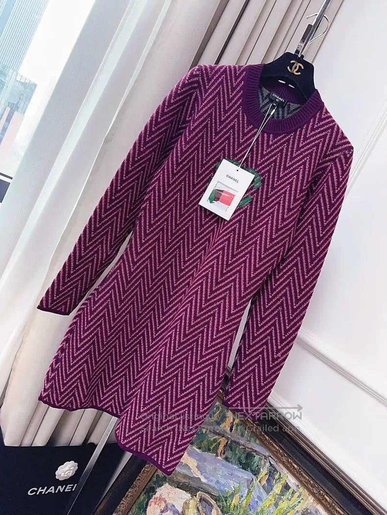 Chanel Chanel 21K knitted large logo wavy v-pattern purple long-s Size XXS / US 00 / IT 34 - 9 Thumbnail