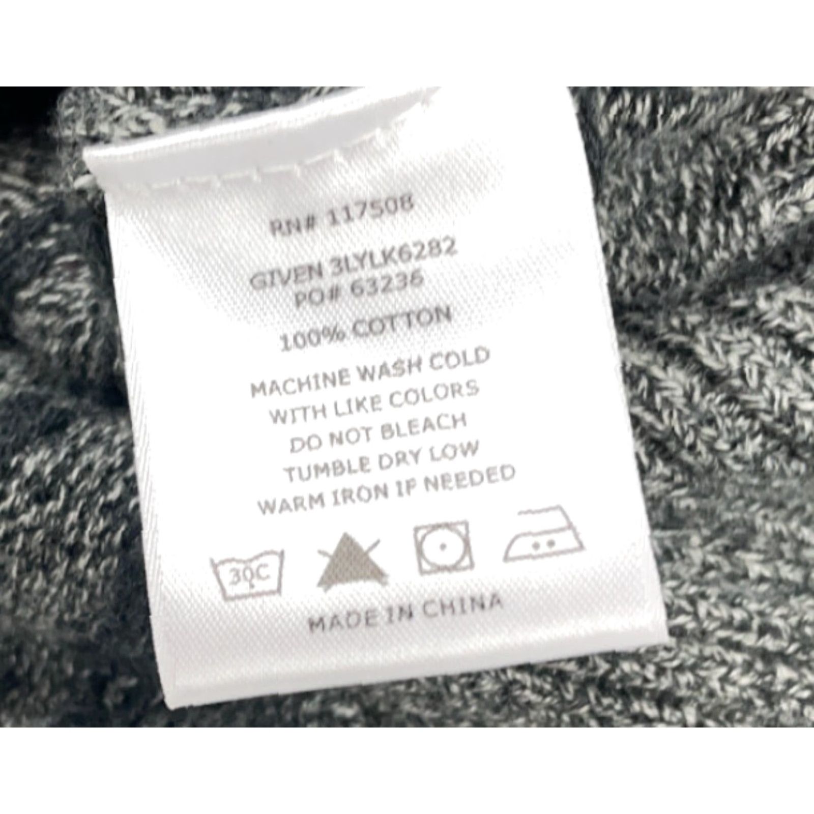 Levi's Levi's Sweater Adult Medium Gray Geometric Fair Isle Cotton Knit Shawl Collar Pullover Mens Regular Size M Ski Style Vintage: No Size US M / EU 48-50 / 2 - 5 Thumbnail