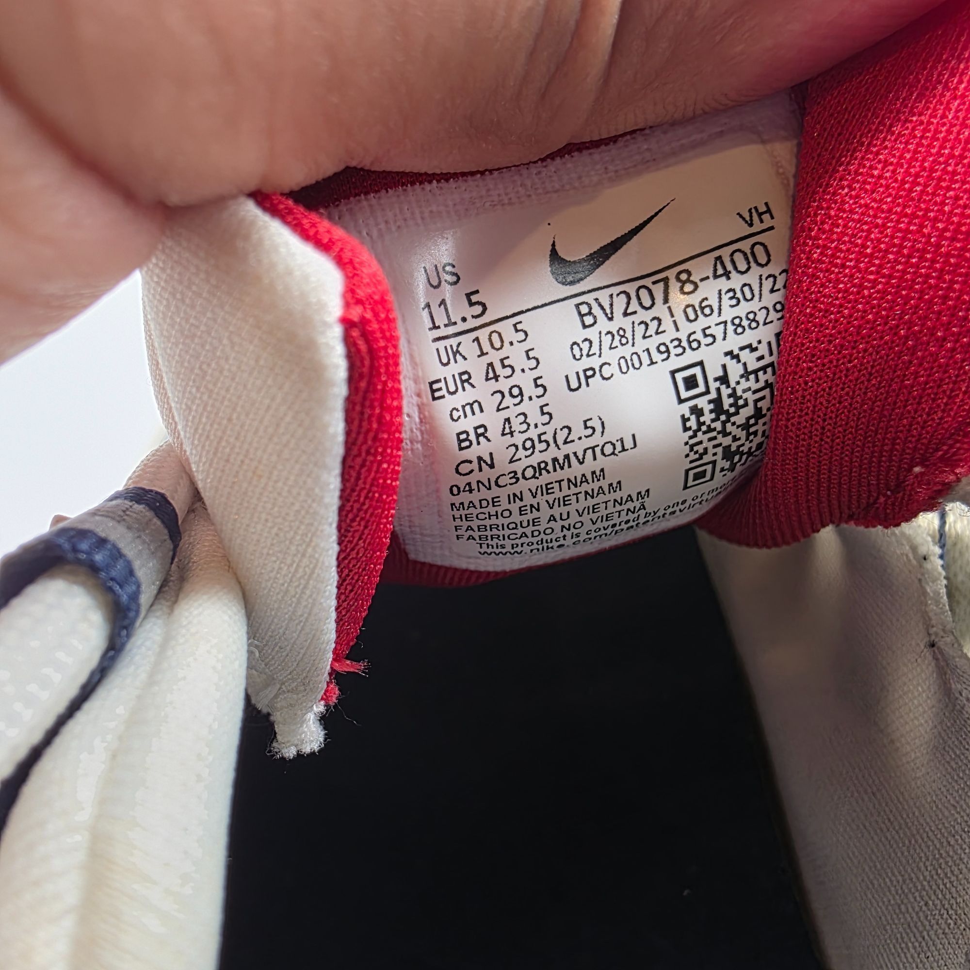 Nike Nike SB Nyjah Free 2.0 Olympic White Mens Size 11.5 Sneaker Size US 11.5 / EU 44-45 - 9 Thumbnail